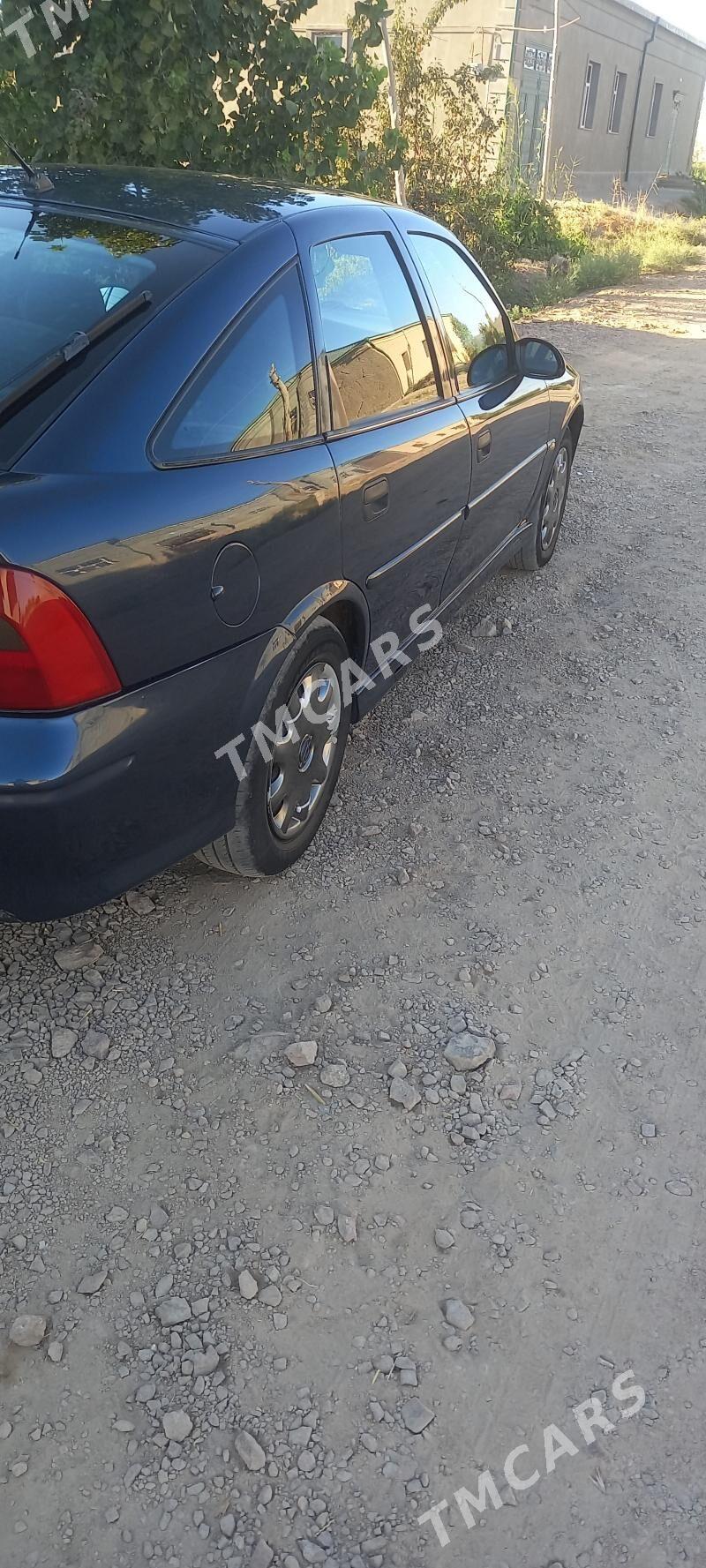 Opel Vectra 2000 - 65 000 TMT - Дашогуз - img 2