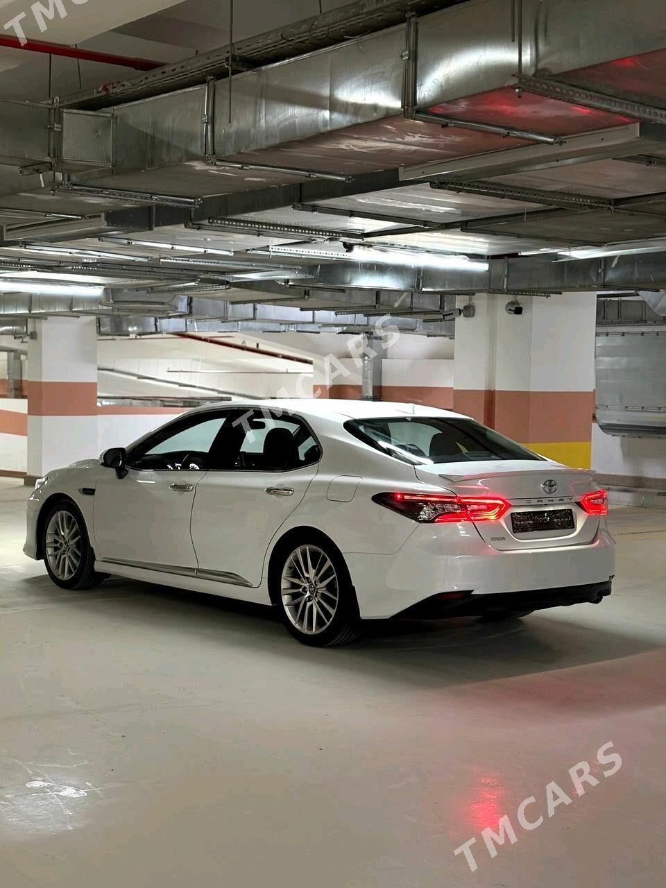 Toyota Camry 2024 - 279 000 TMT - Aşgabat - img 4