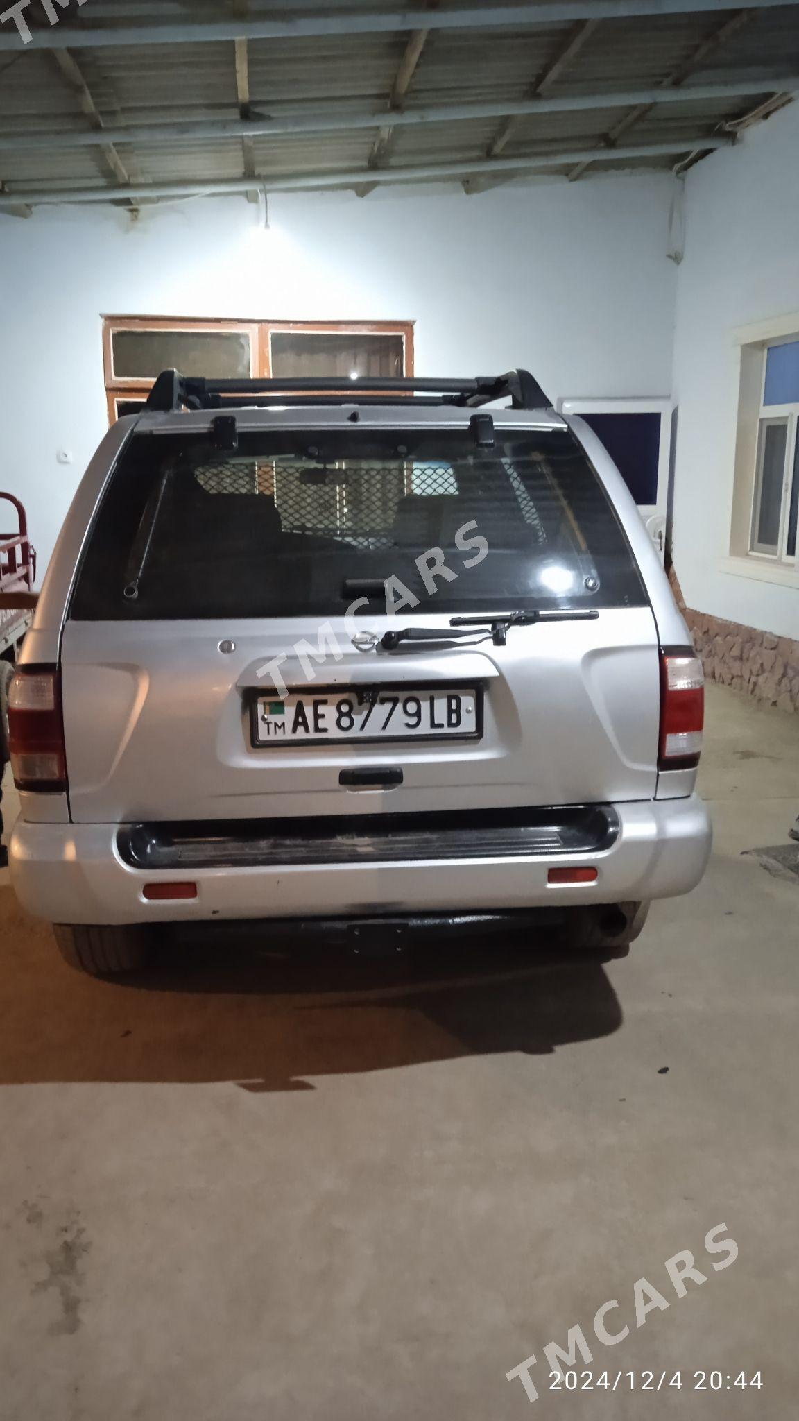Nissan Pathfinder 2002 - 125 000 TMT - Seýdi - img 2