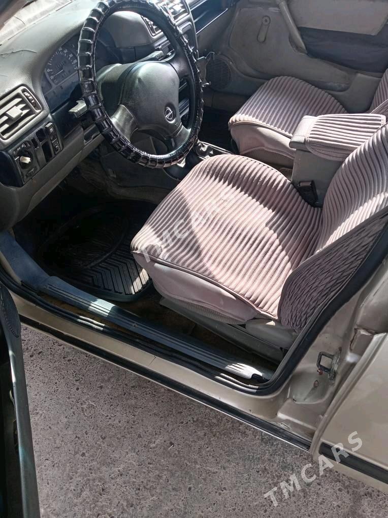 Opel Vectra 1990 - 30 000 TMT - Dänew - img 2