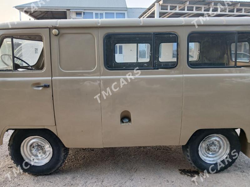 UAZ Profi 1999 - 30 000 TMT - Серахс - img 2