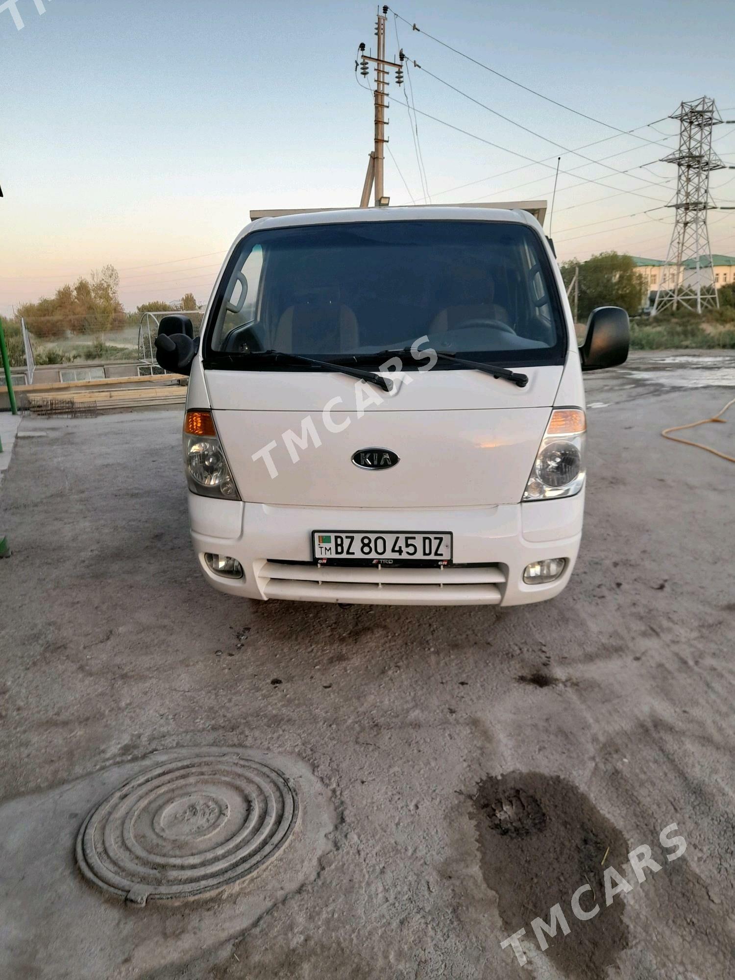 Kia Bongo 2008 - 180 000 TMT - Daşoguz - img 7