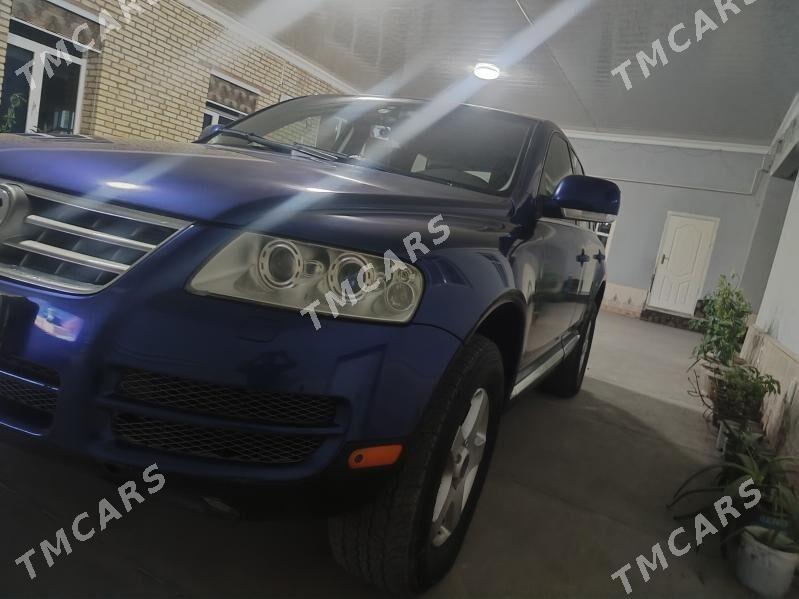 Volkswagen Touareg 2004 - 90 000 TMT - Туркменабат - img 6