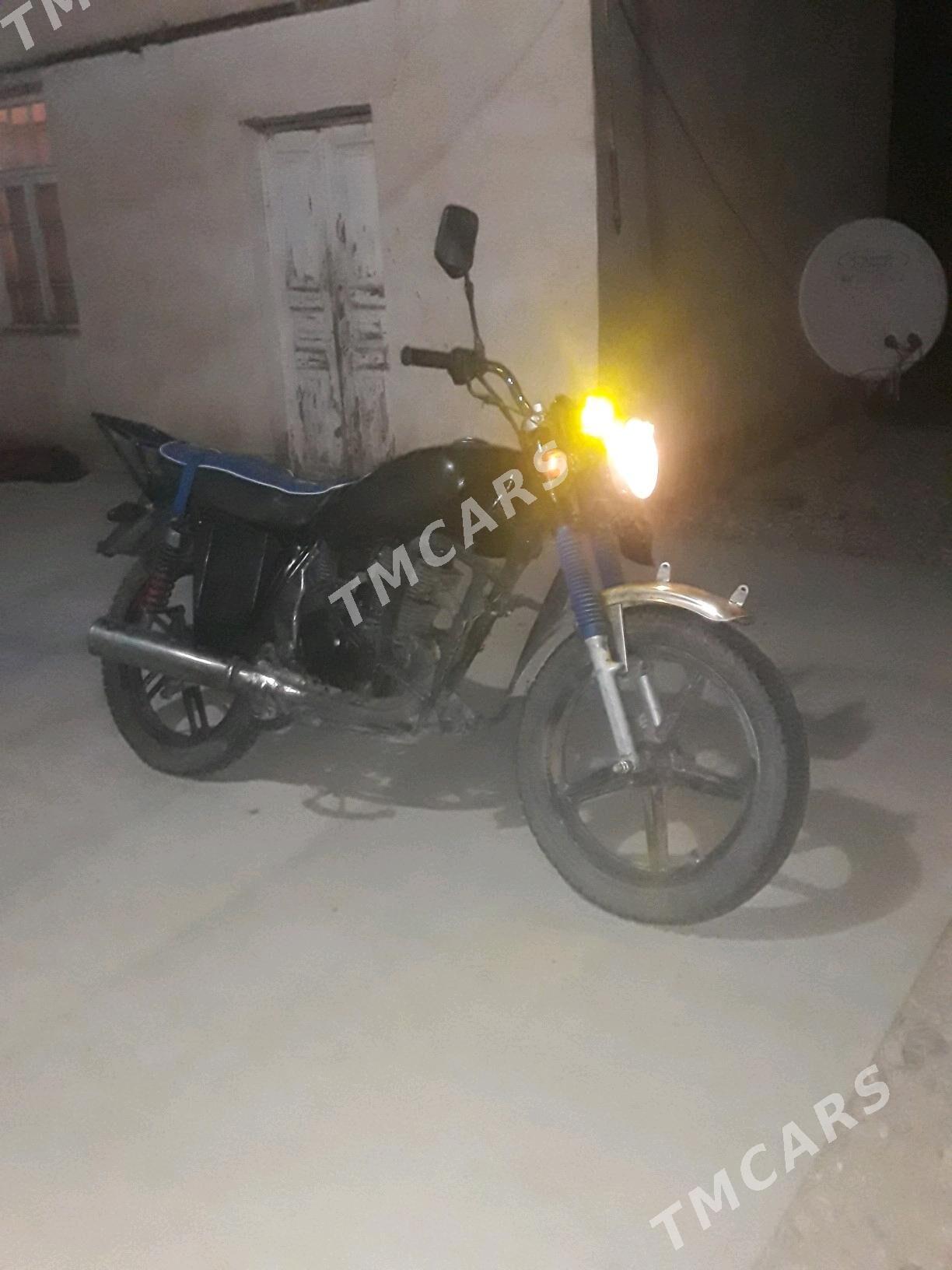 Fekon FK200-14G 2014 - 11 000 TMT - Тагтабазар - img 3