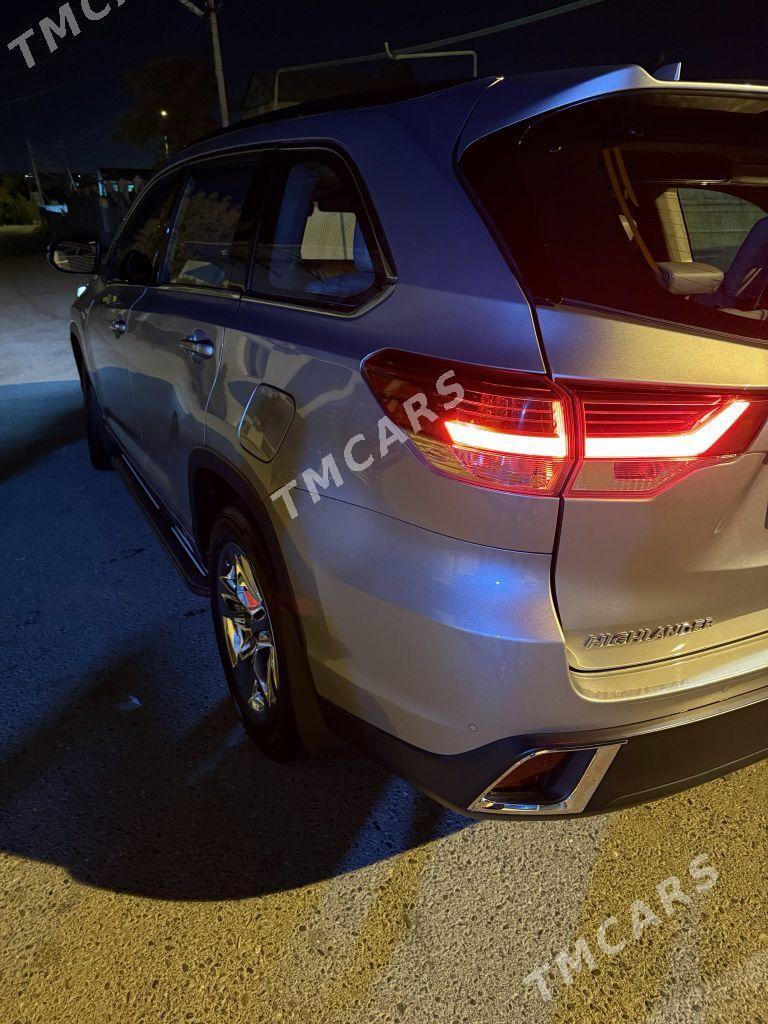 Toyota Highlander 2018 - 465 000 TMT - Aşgabat - img 3