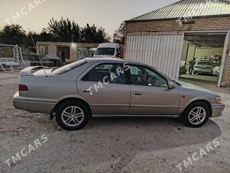 Toyota Camry 2000 - 150 000 TMT - Мары - img 2