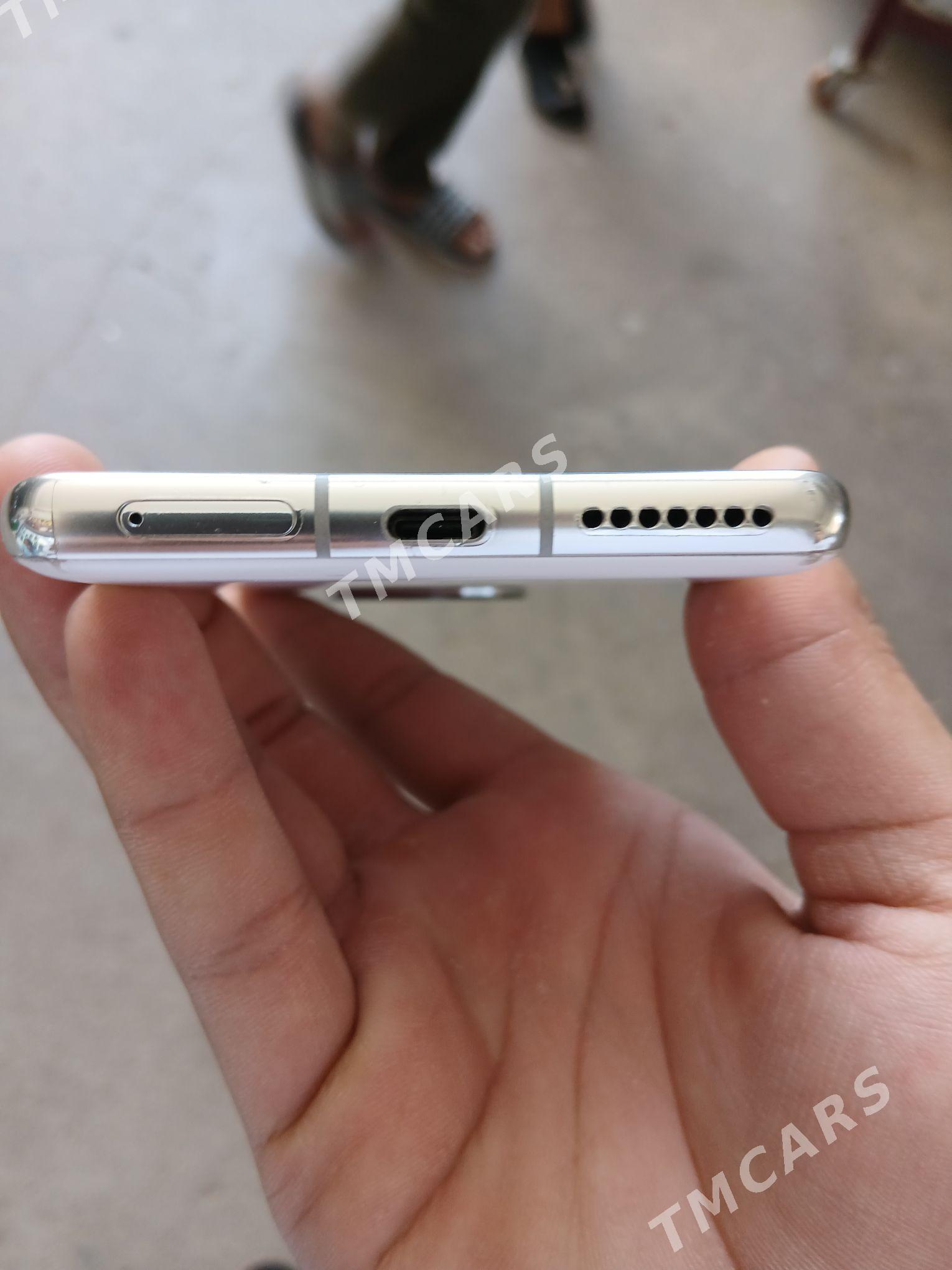 huawei mate 40 pro - Mary - img 2