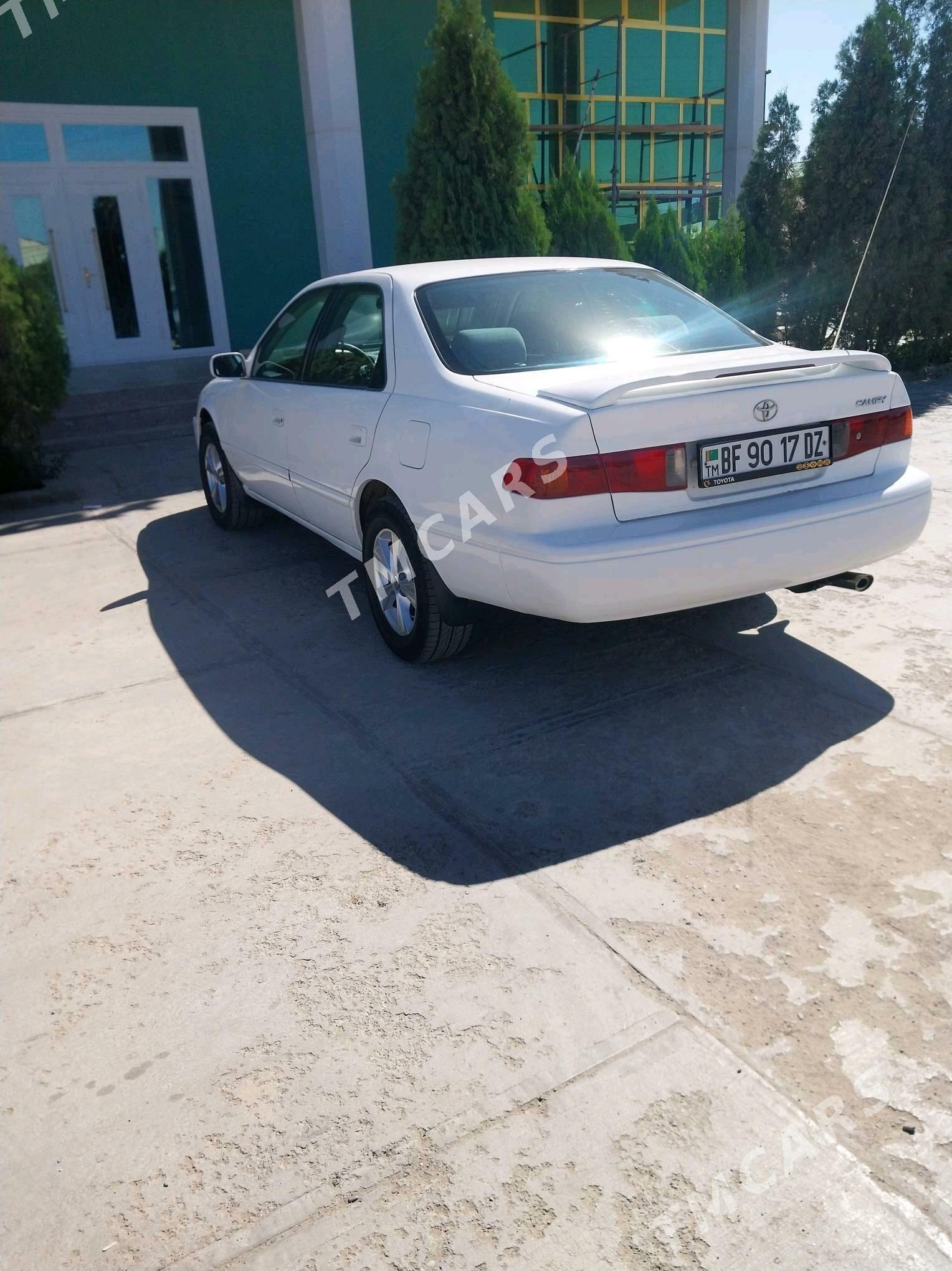 Toyota Camry 2000 - 138 000 TMT - Губадаг - img 6