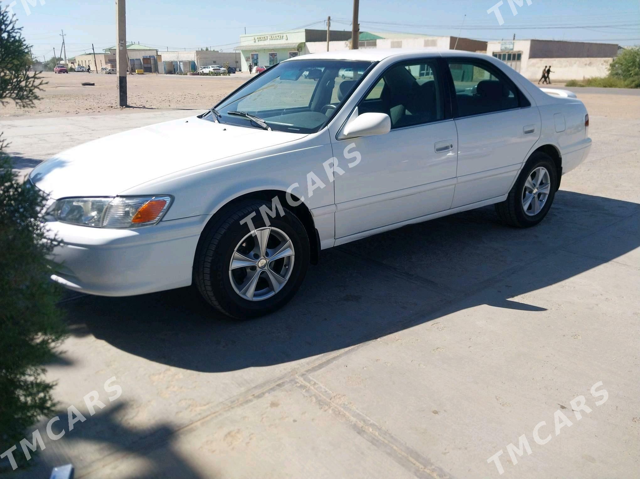 Toyota Camry 2000 - 138 000 TMT - Губадаг - img 3