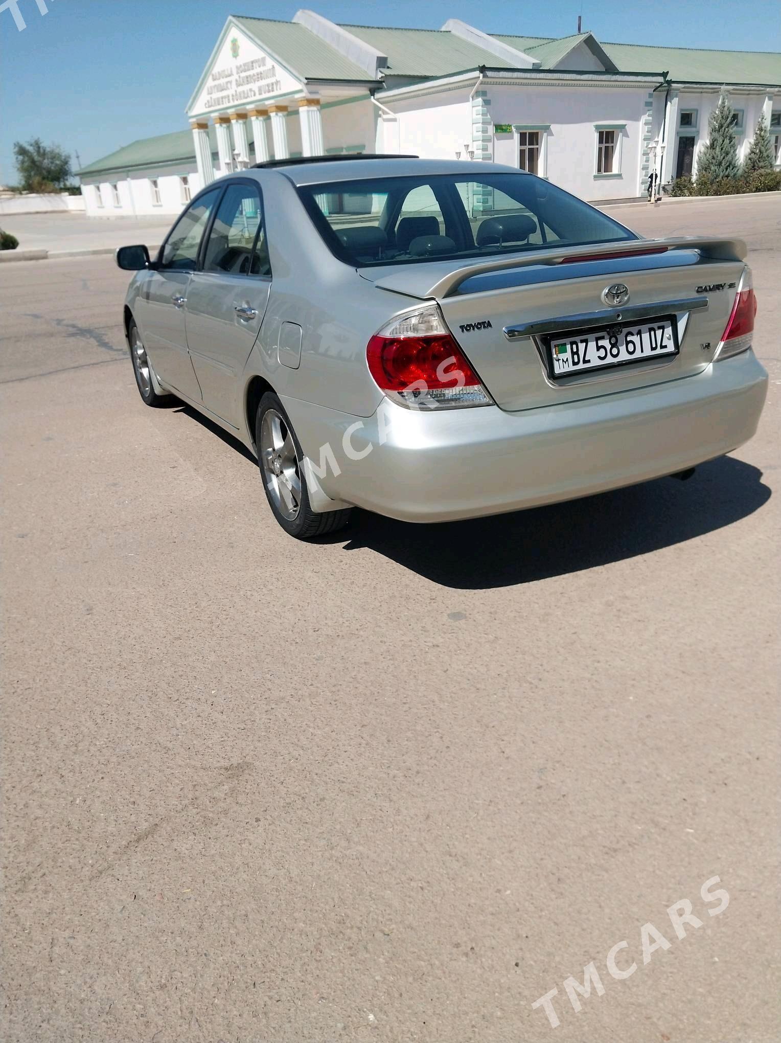Toyota Camry 2005 - 190 000 TMT - Губадаг - img 5