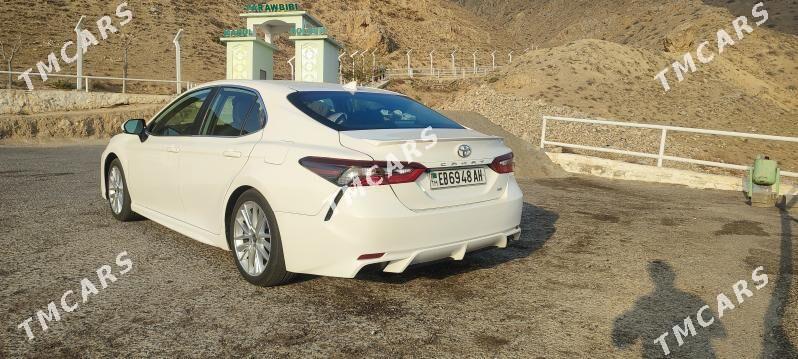 Toyota Camry 2021 - 335 000 TMT - Теджен - img 7