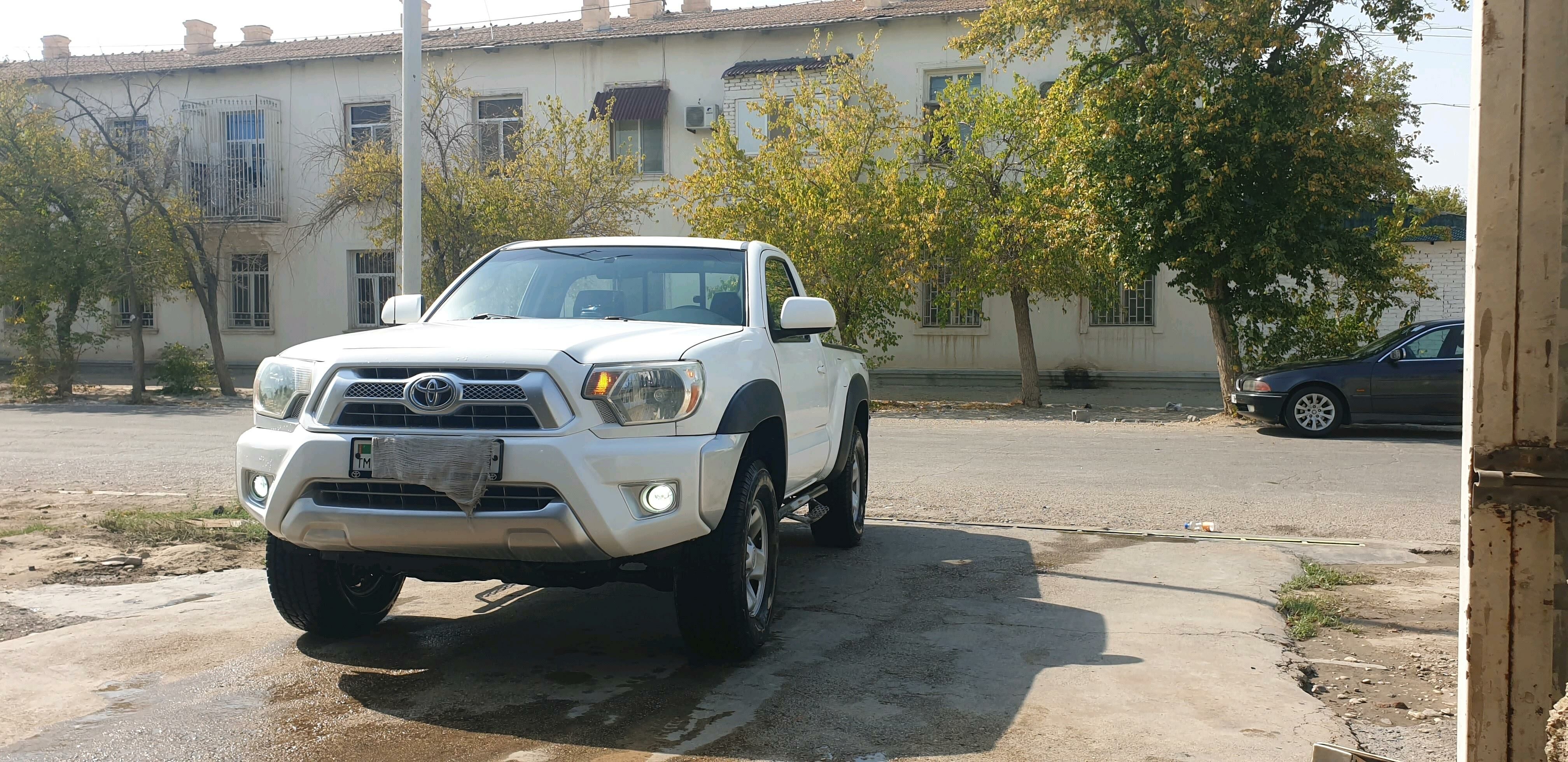 Toyota Tacoma 2012 - 190 000 TMT - Balkanabat - img 5