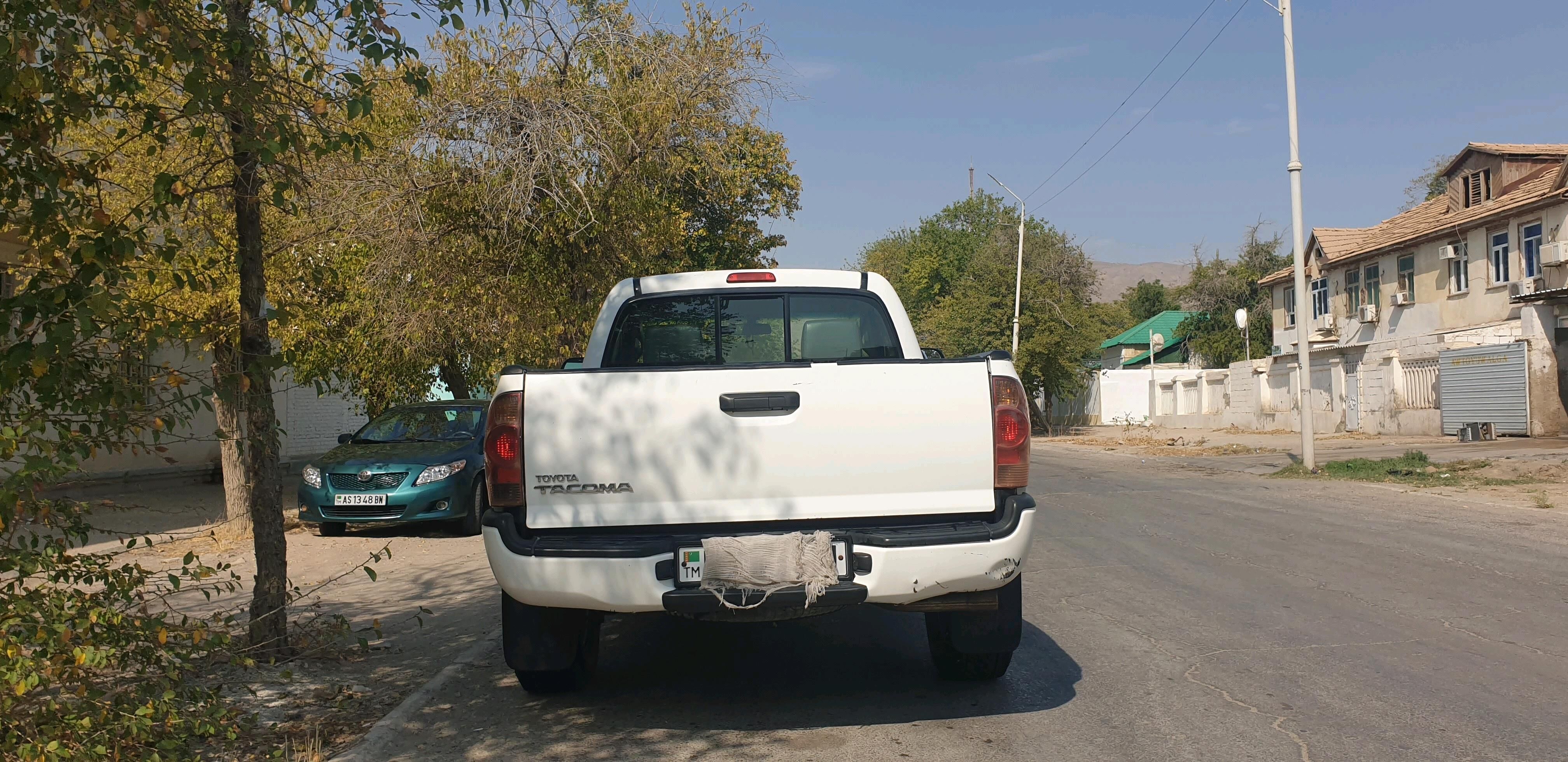 Toyota Tacoma 2012 - 190 000 TMT - Balkanabat - img 4