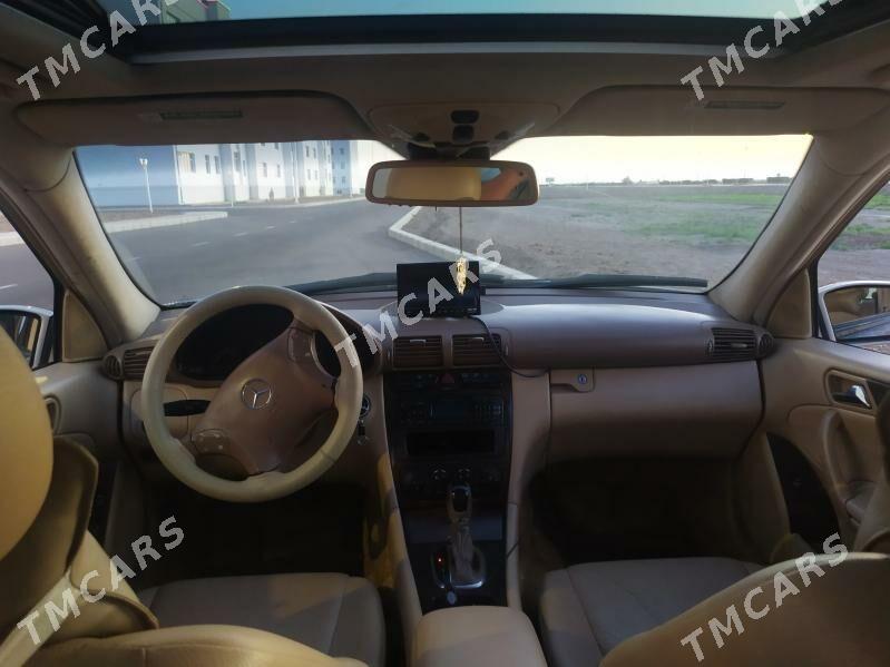 Mercedes-Benz C-Class 2003 - 100 000 TMT - Дашогуз - img 3