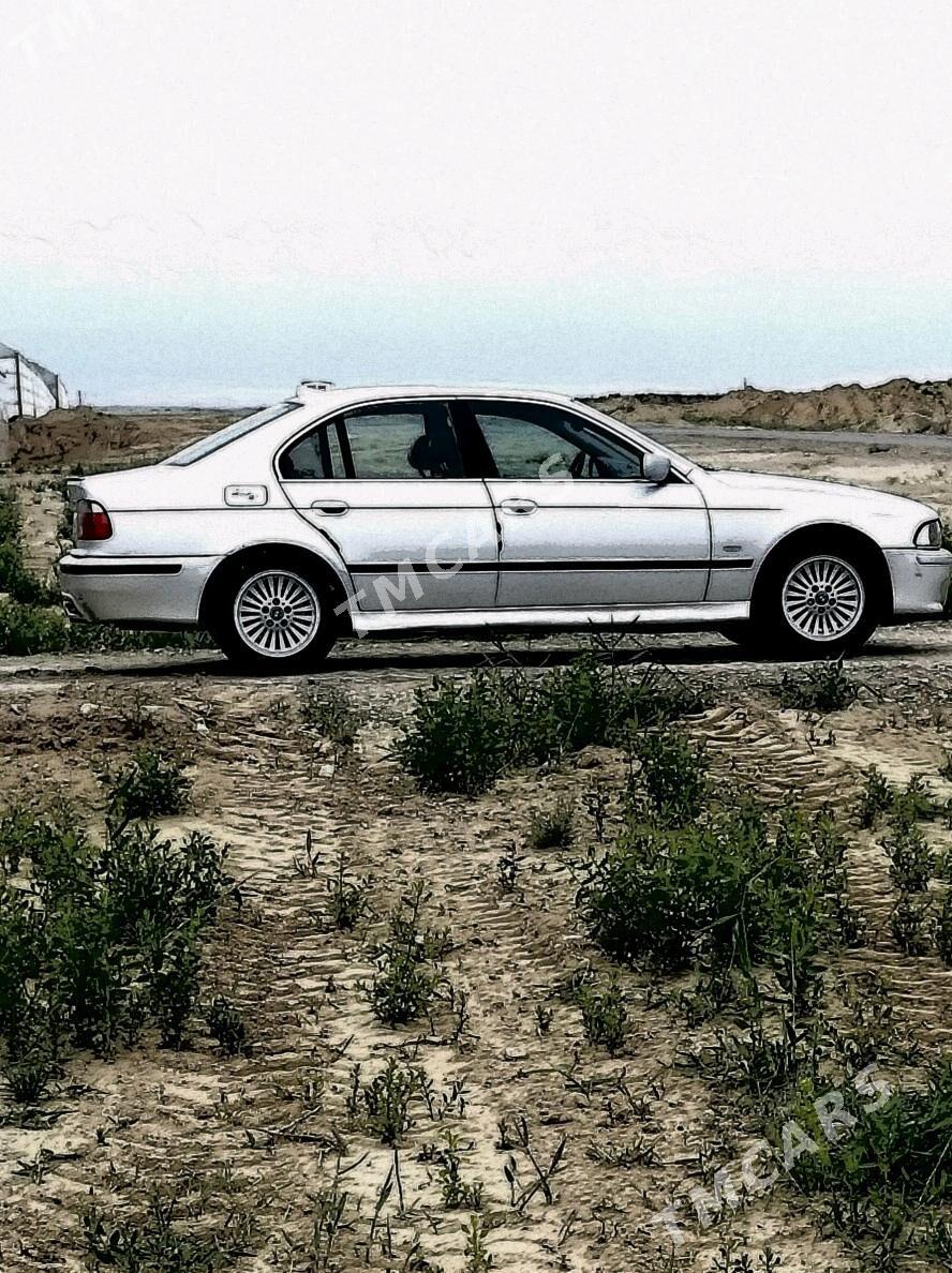 BMW 528 1996 - 90 000 TMT - Türkmengala - img 4