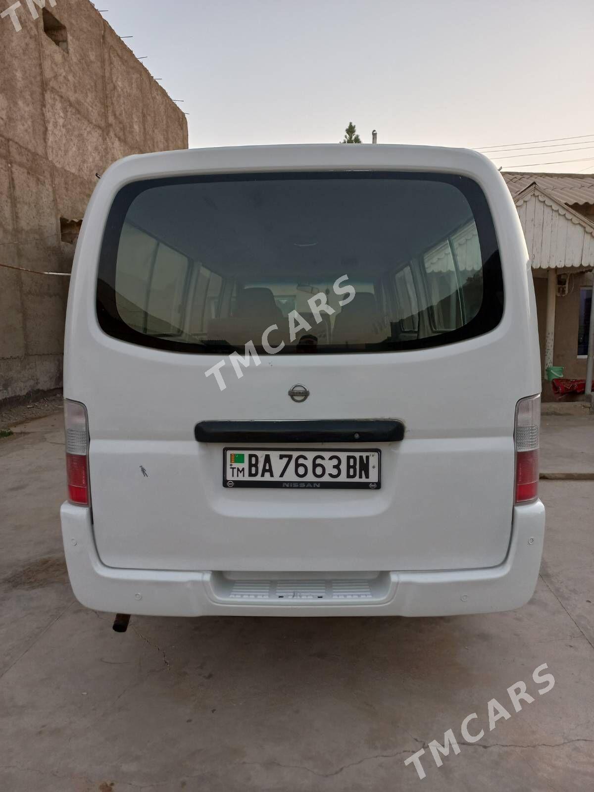 Nissan Urvan 2008 - 140 000 TMT - Джебел - img 3