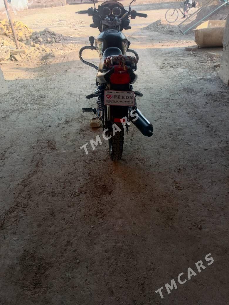 Fekon FK200-14G 2005 - 15 000 TMT - Farap - img 2