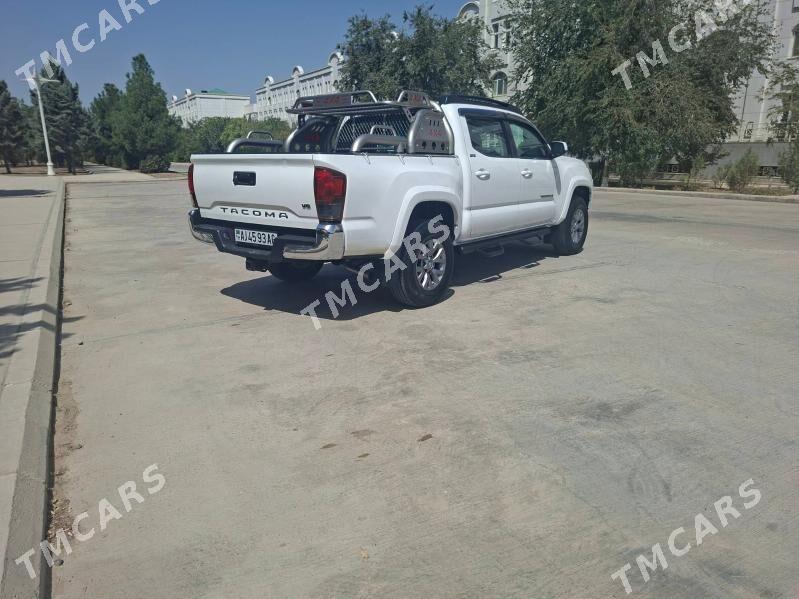 Toyota Tacoma 2019 - 395 000 TMT - Ашхабад - img 4