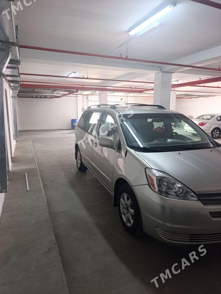 Toyota Sienna 2004 - 210 000 TMT - Aşgabat - img 2