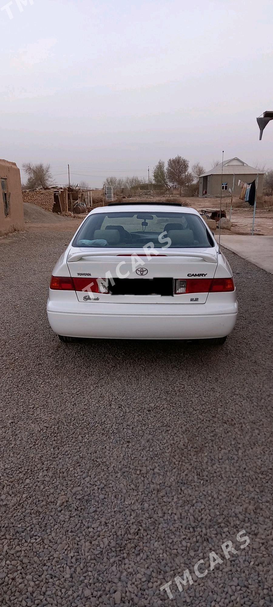 Toyota Camry 2000 - 129 000 TMT - Tejen - img 2