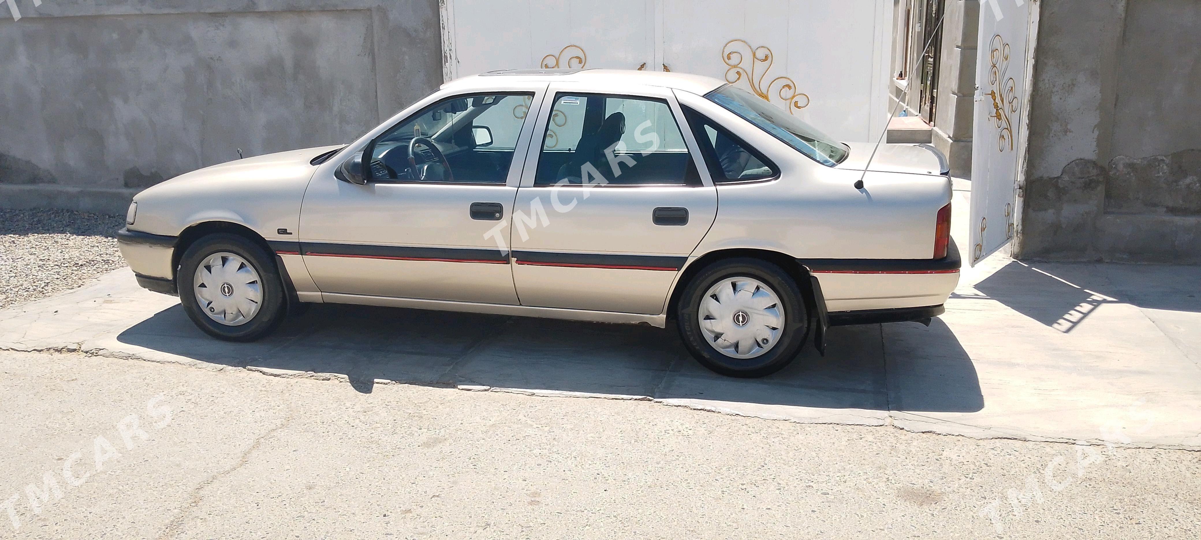 Opel Vectra 1990 - 40 000 TMT - Mary - img 2