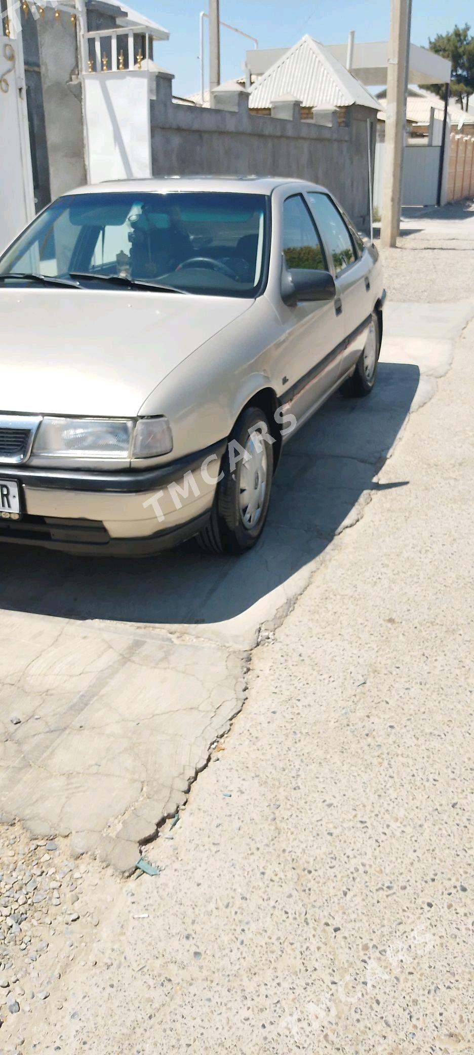 Opel Vectra 1990 - 40 000 TMT - Mary - img 5
