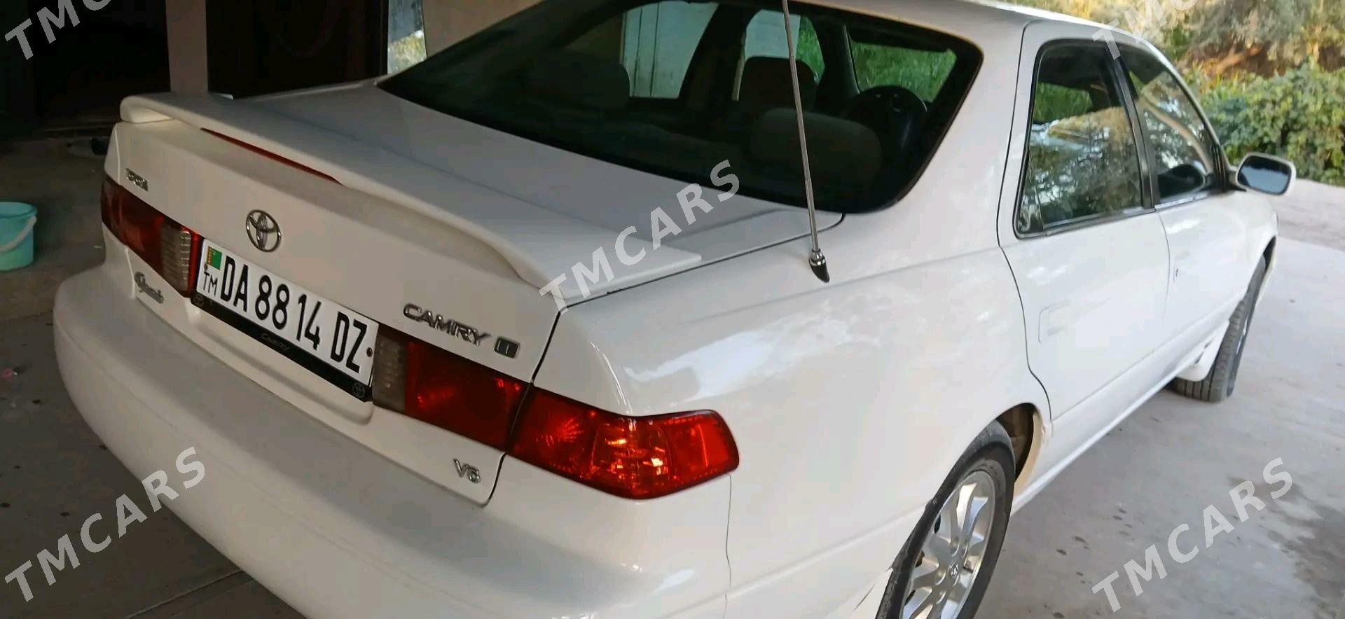Toyota Camry 2000 - 140 000 TMT - Köneürgenç - img 1
