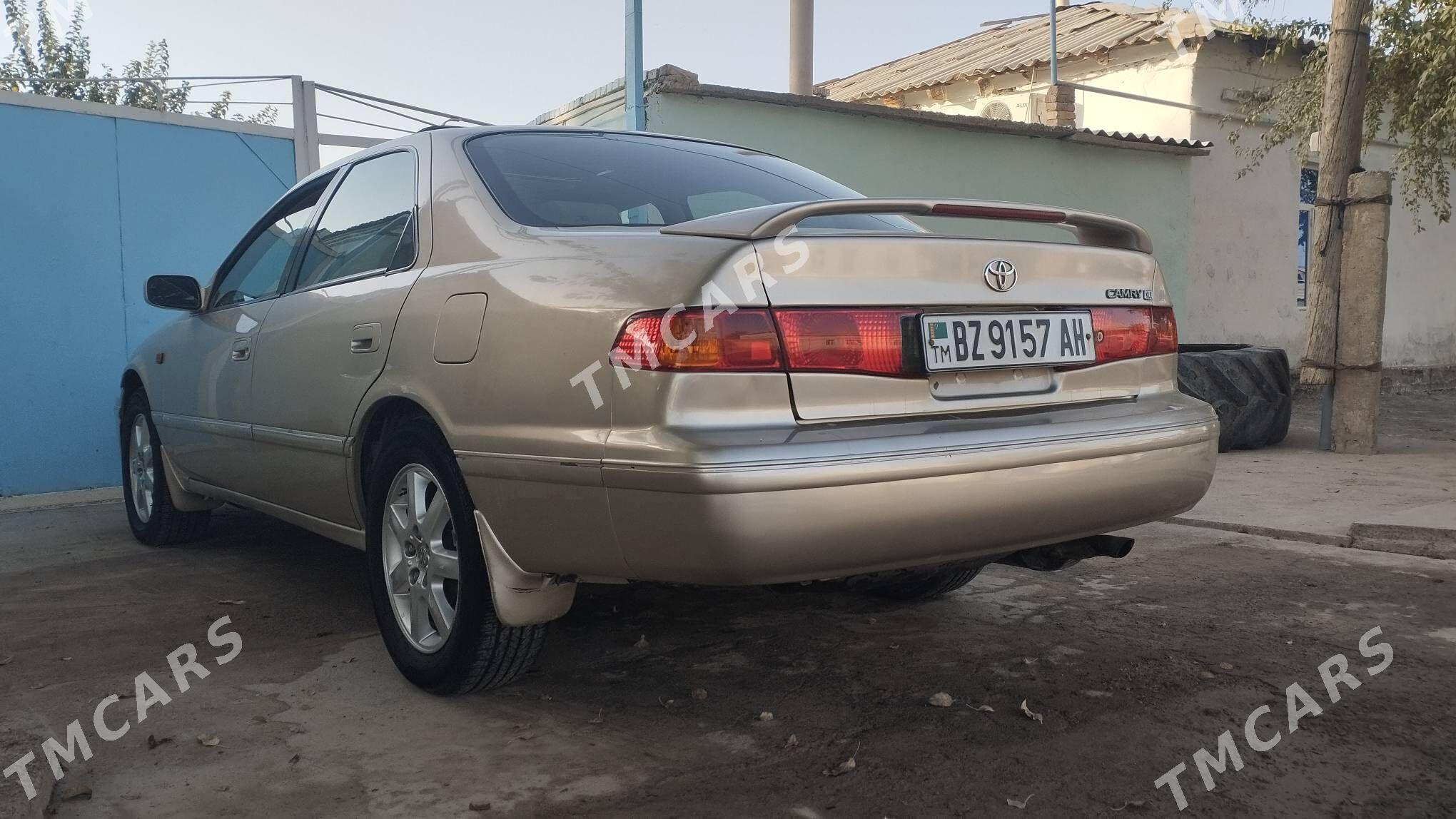 Toyota Camry 1997 - 125 000 TMT - Теджен - img 2