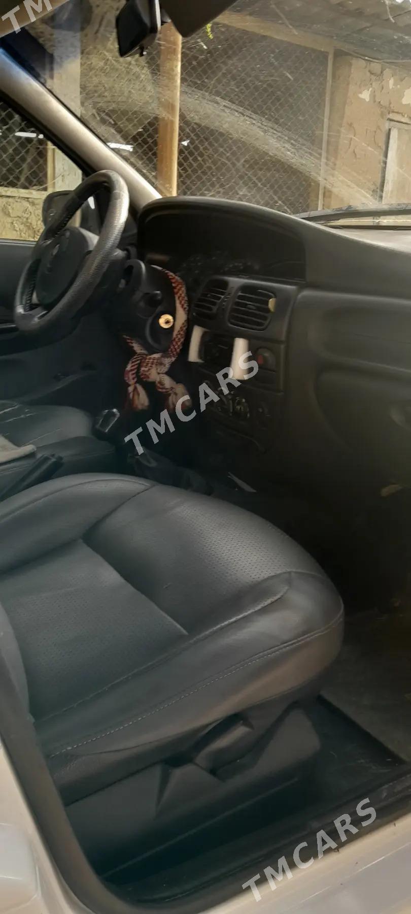Renault Megane 2 2002 - 30 000 TMT - Kaka - img 3