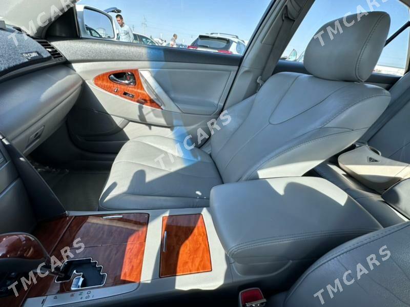 Toyota Camry 2011 - 250 000 TMT - Мары - img 3