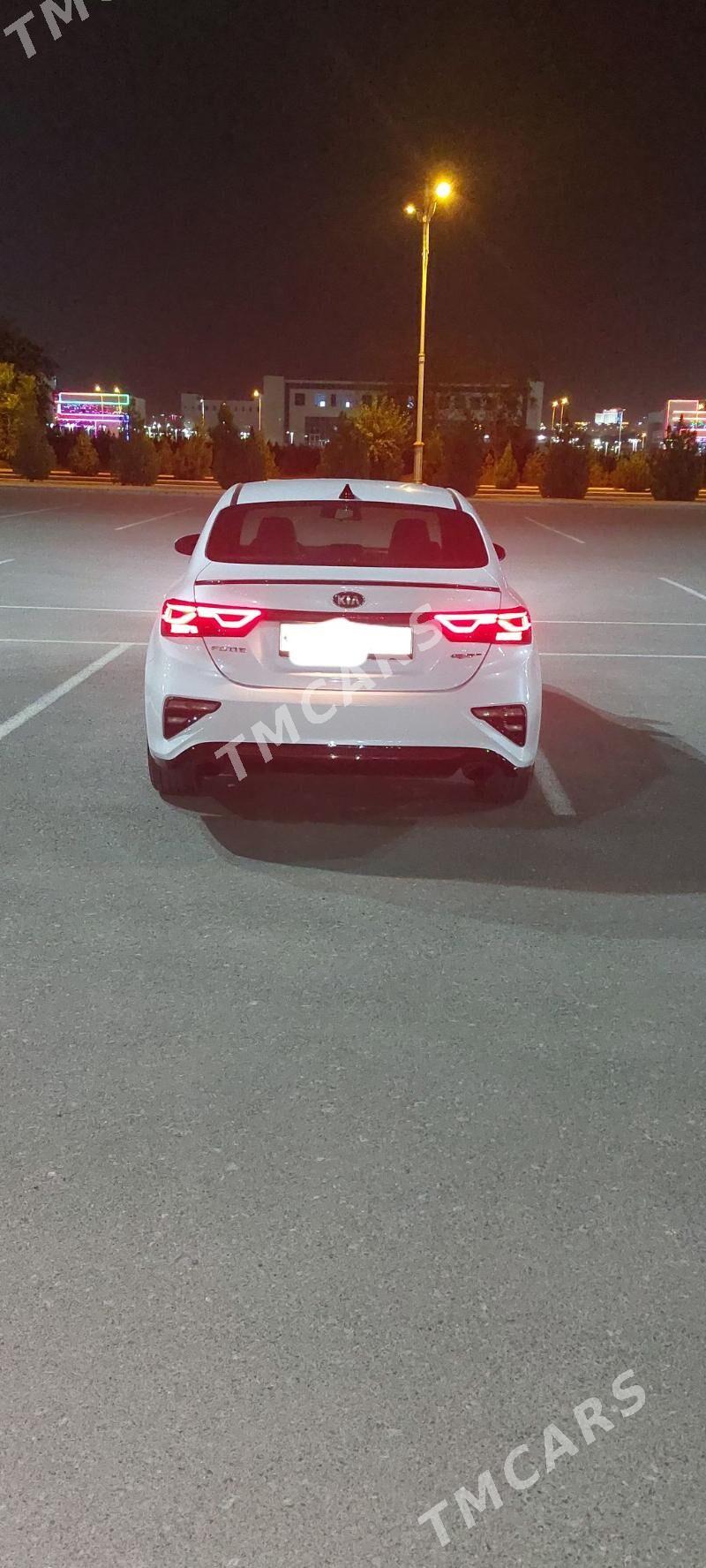 Kia Forte 2021 - 250 000 TMT - Hitrowka - img 2