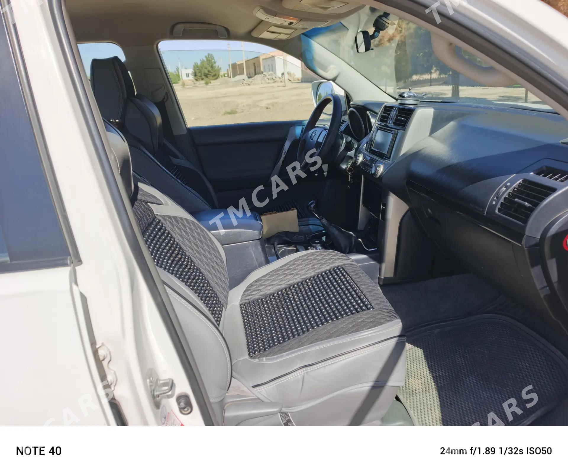 Toyota Land Cruiser Prado 2010 - 450 000 TMT - Farap - img 2