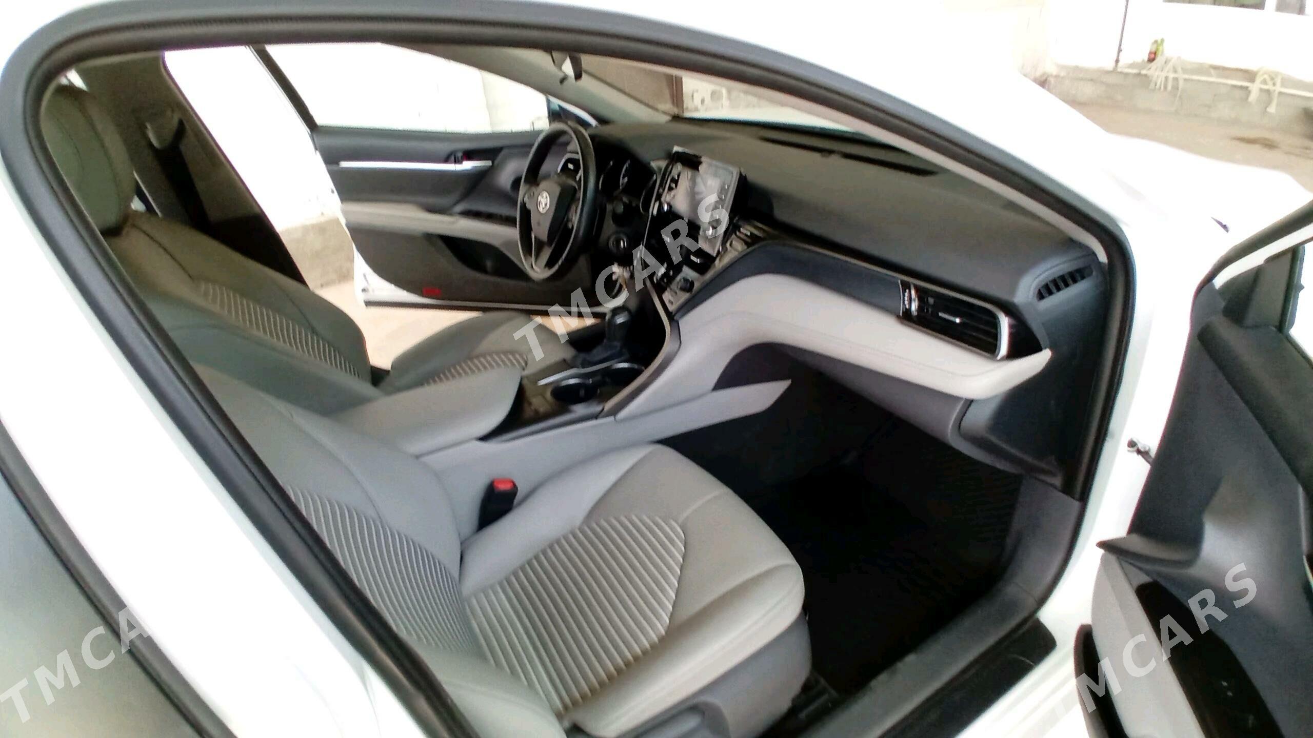 Toyota Camry 2021 - 320 000 TMT - Ак-Бугдайский этрап - img 2