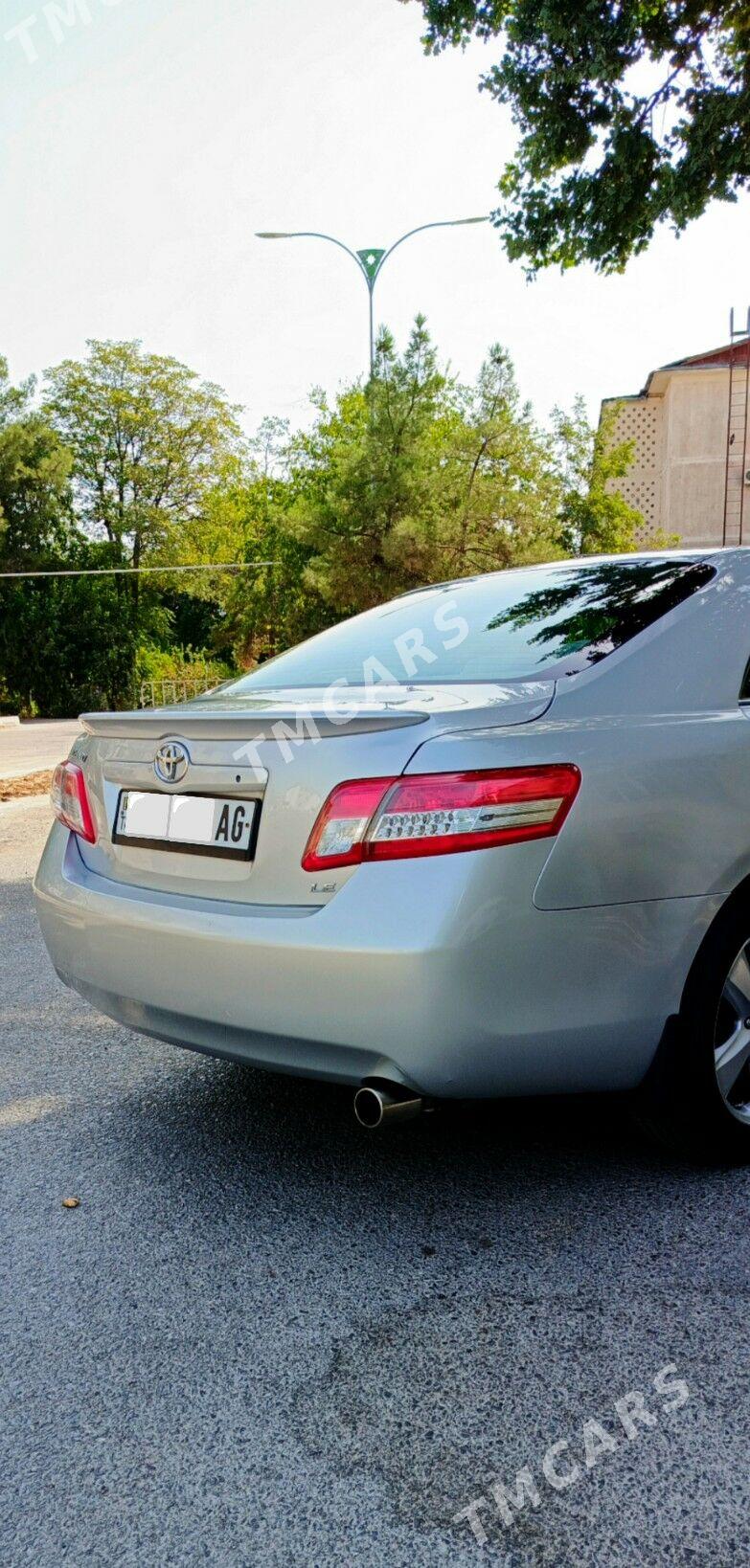 Toyota Camry 2010 - 187 000 TMT - 3 мкр - img 3