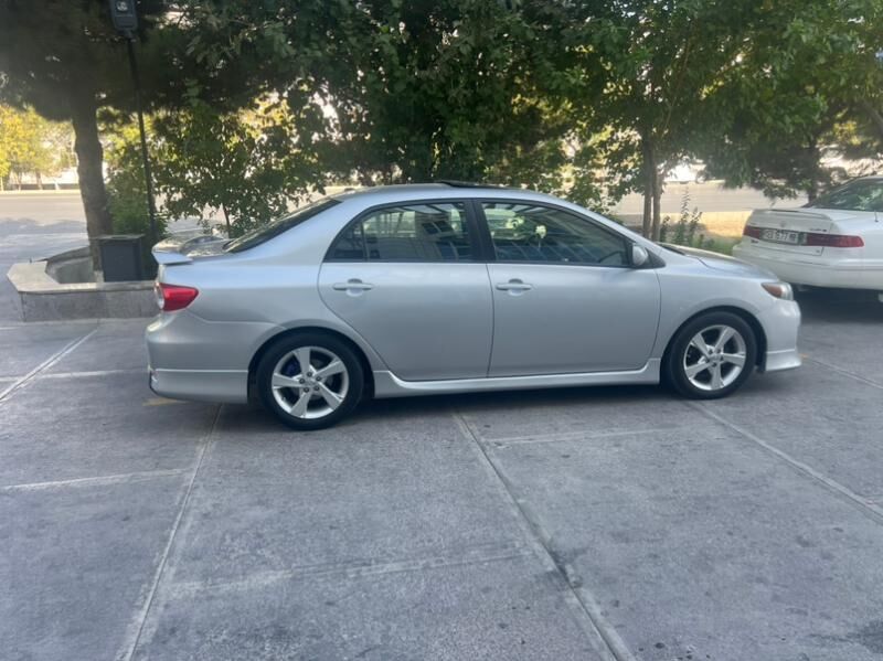 Toyota Corolla 2011 - 175 000 TMT - Мары - img 5