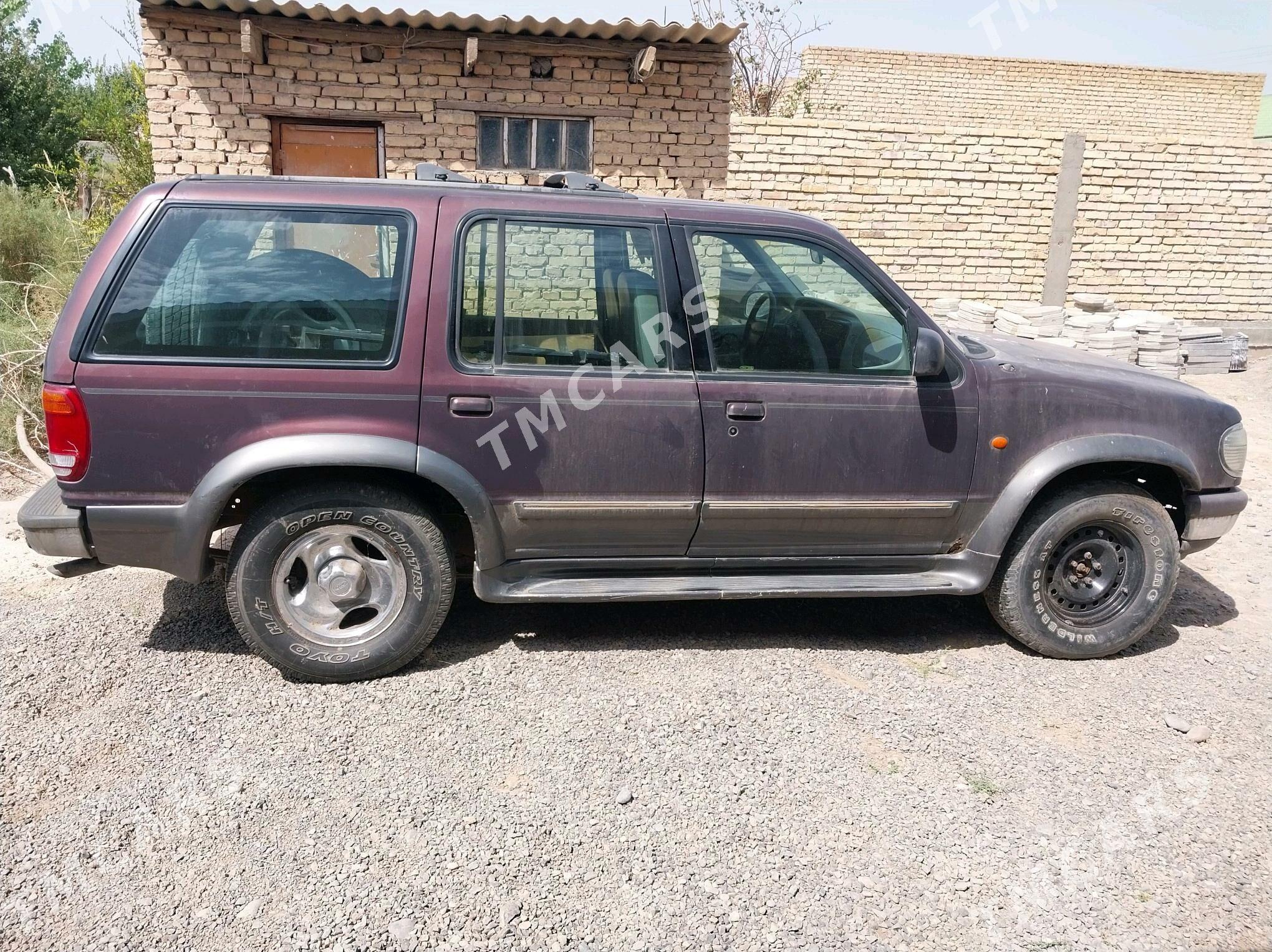 Ford Explorer 1998 - 45 000 TMT - Kaka - img 2