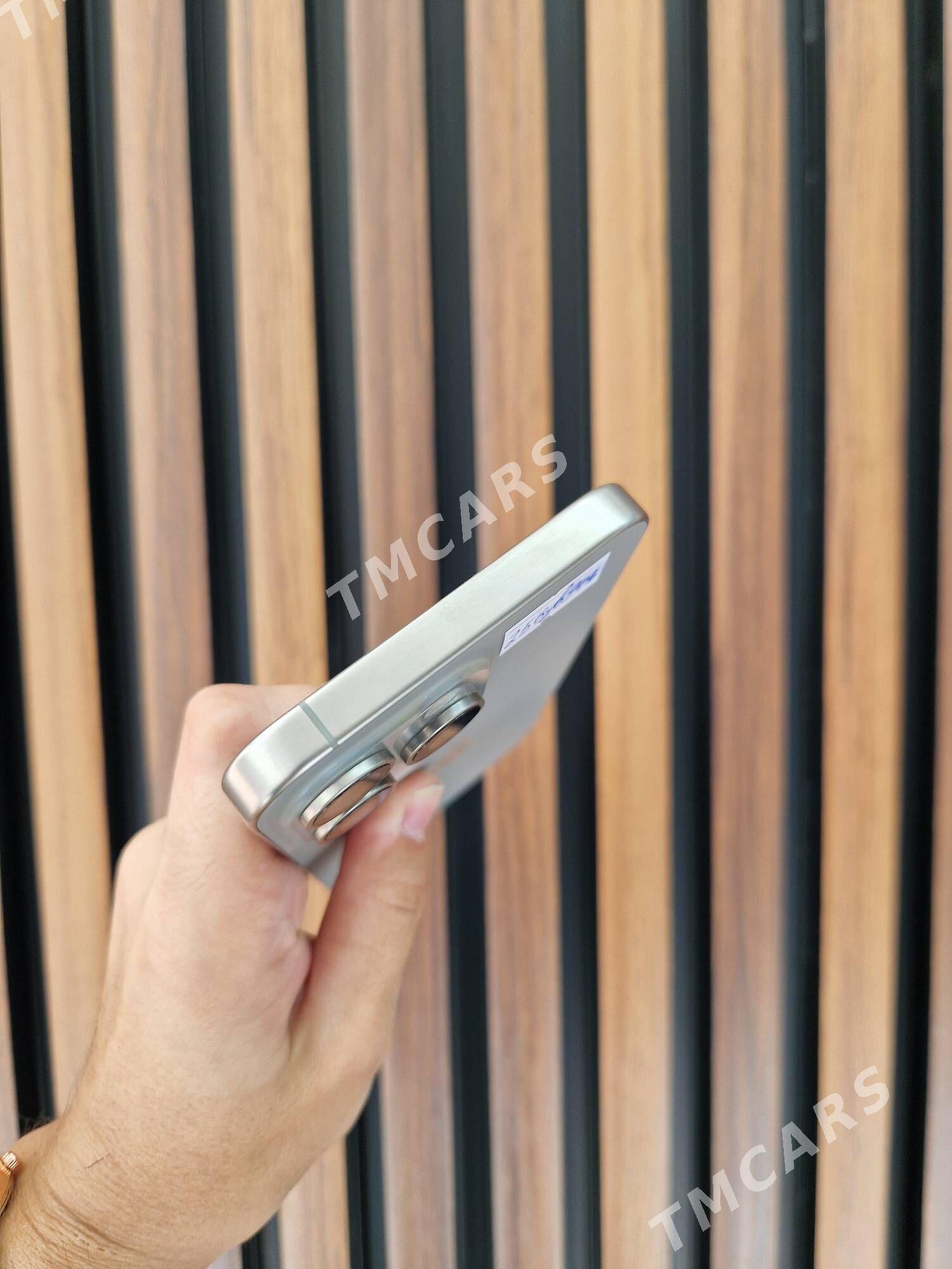 iPhone 15pro max - Mary - img 1