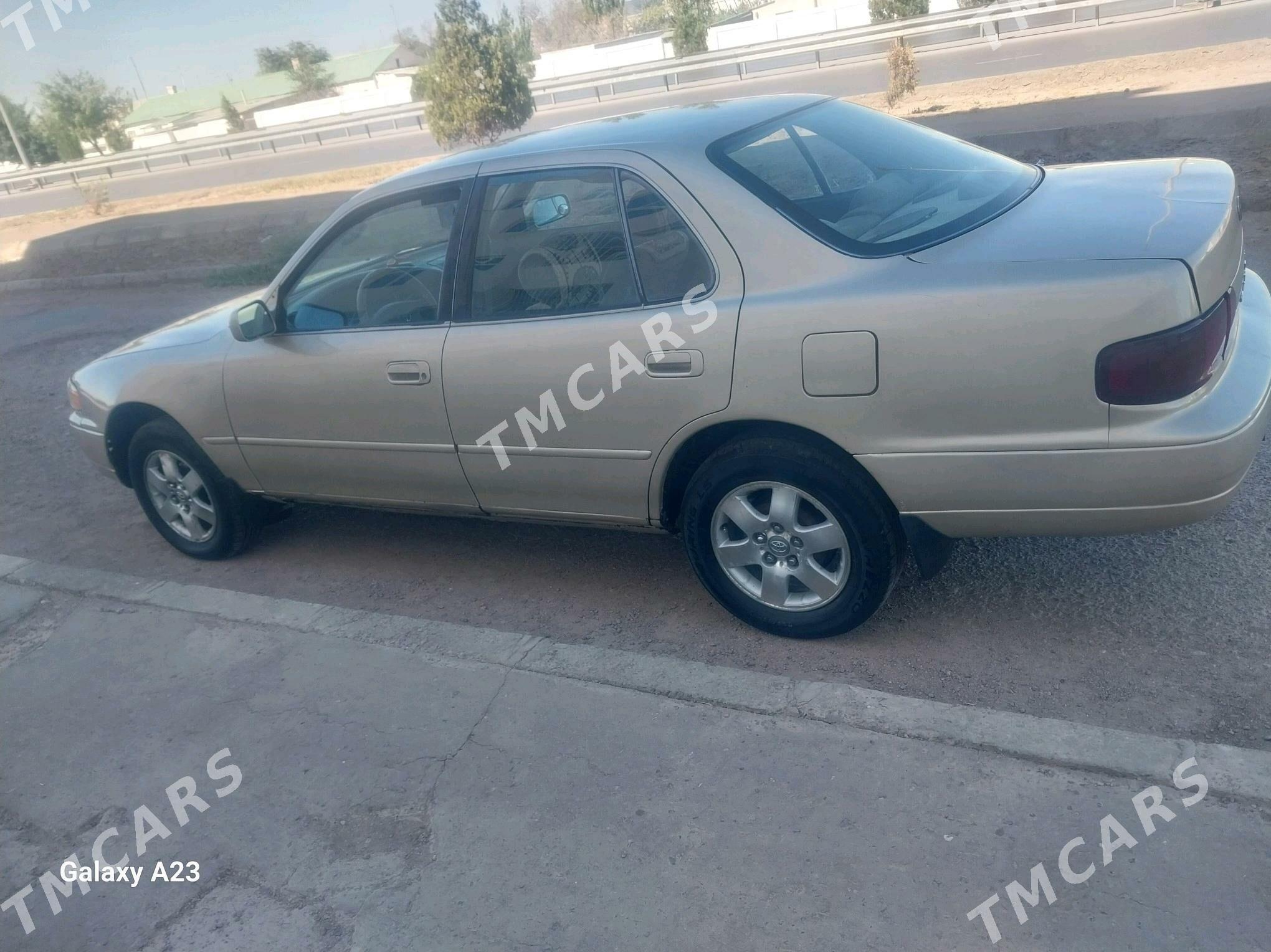 Toyota Camry 1996 - 79 000 TMT - Дашогуз - img 3