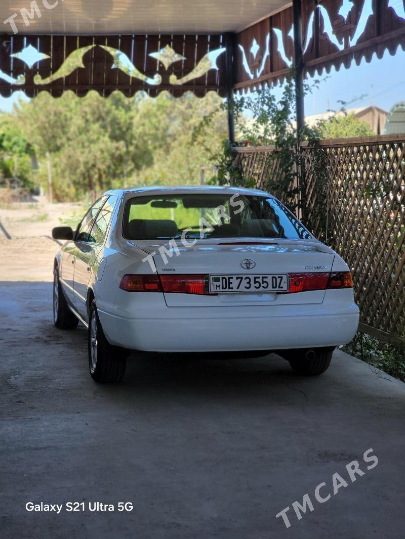 Toyota Camry 1998 - 139 000 TMT - Дашогуз - img 4