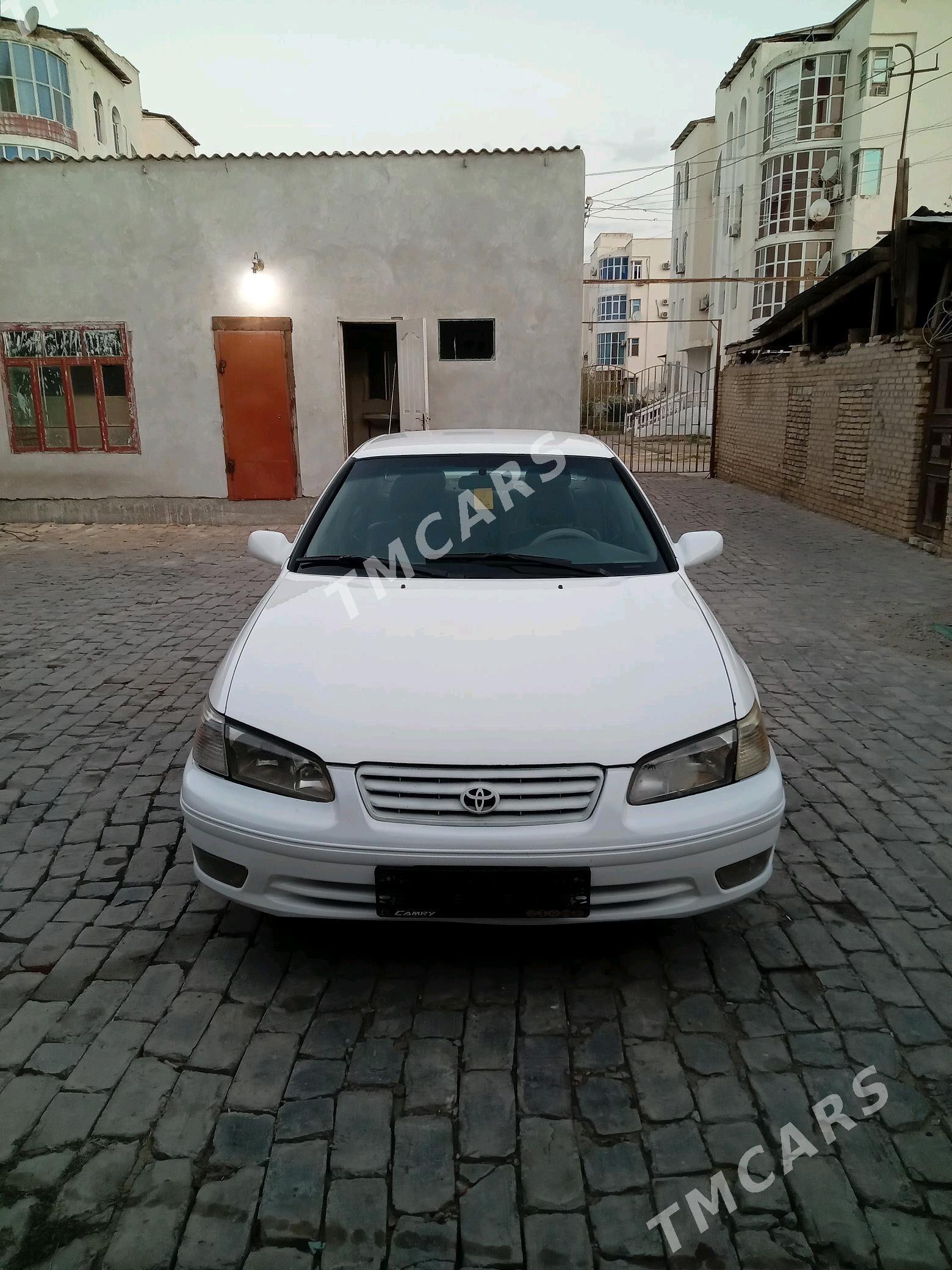 Toyota Camry 2001 - 140 000 TMT - Türkmenabat - img 2
