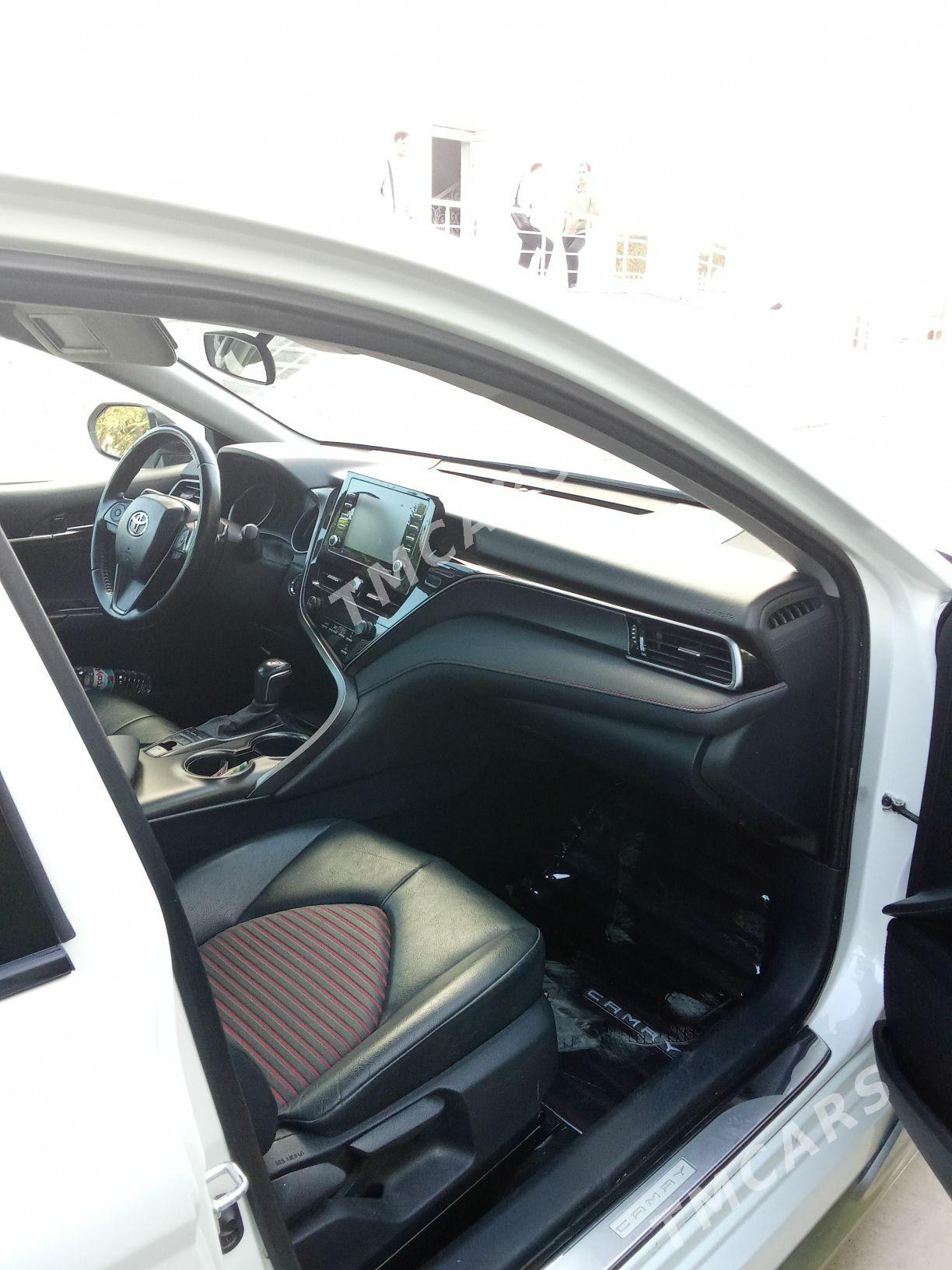 Toyota Camry 2021 - 420 000 TMT - Ашхабад - img 8