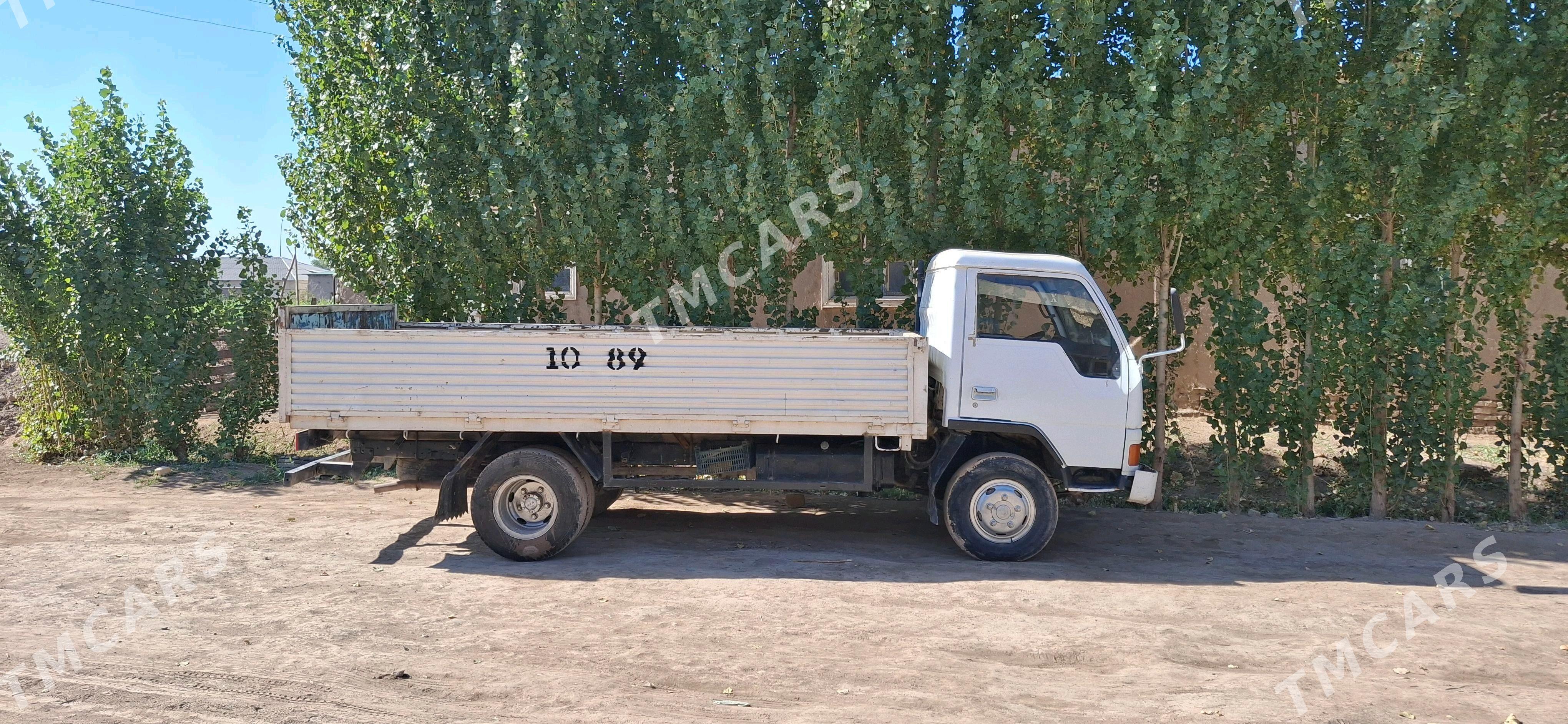 Mitsubishi Canter 2005 - 180 000 TMT - Gurbansoltan Eje - img 3