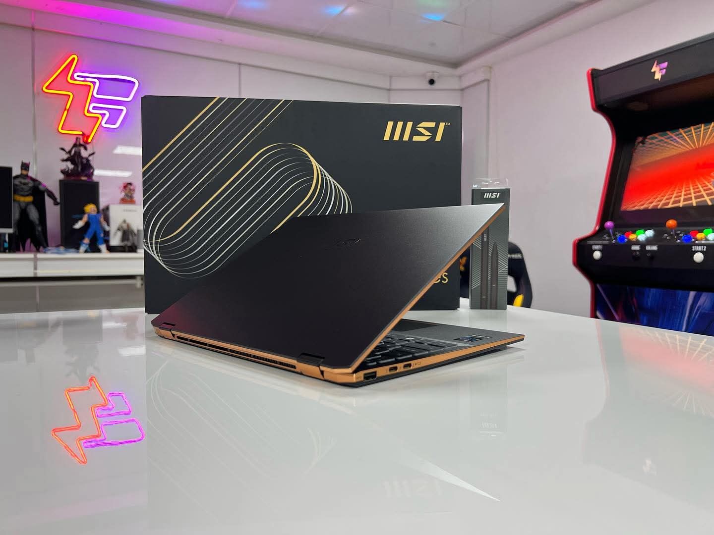 MSI Summit E13(Premium Series) - Ашхабад - img 2