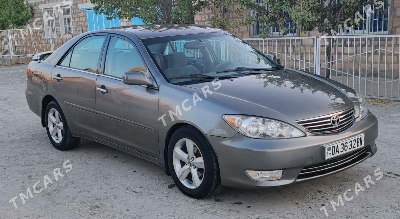 Toyota Camry 2005 - 140 000 TMT - Gyzylarbat - img 2
