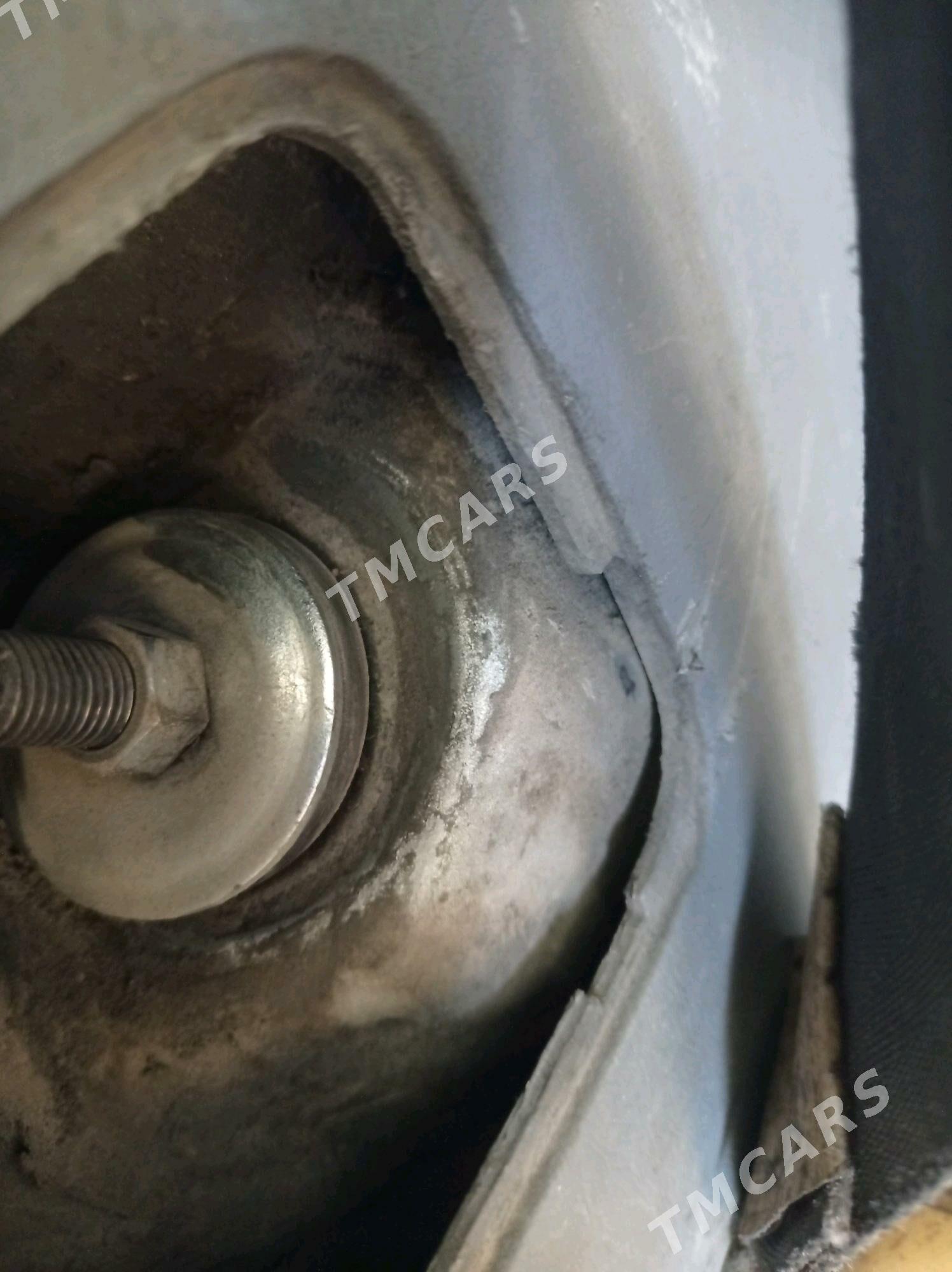 Toyota Sienna 2002 - 165 000 TMT - Сакарчага - img 4