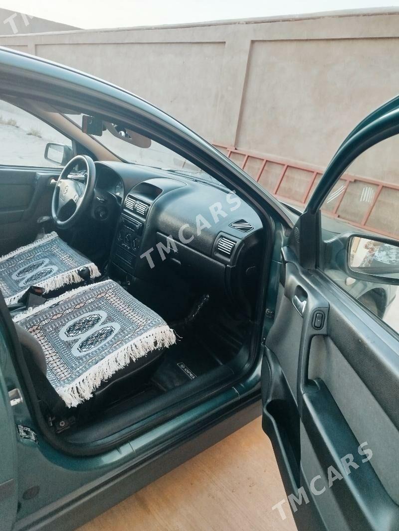 Opel Astra 2002 - 90 000 TMT - Дашогуз - img 3