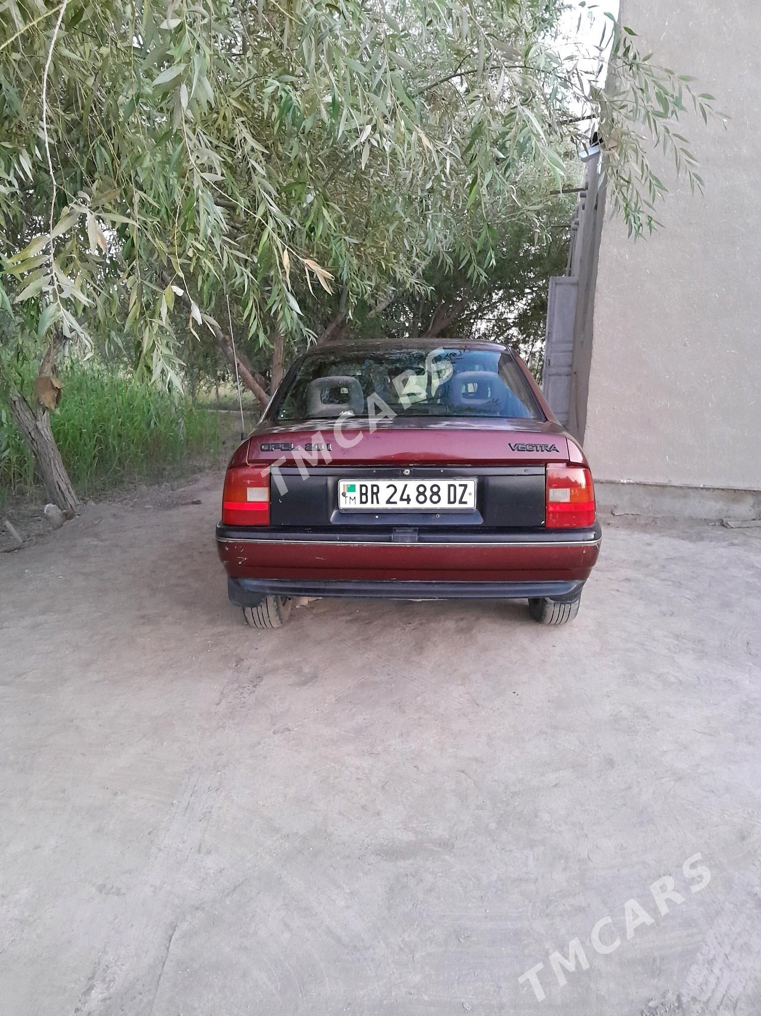 Opel Vectra 1990 - 22 000 TMT - Губадаг - img 3
