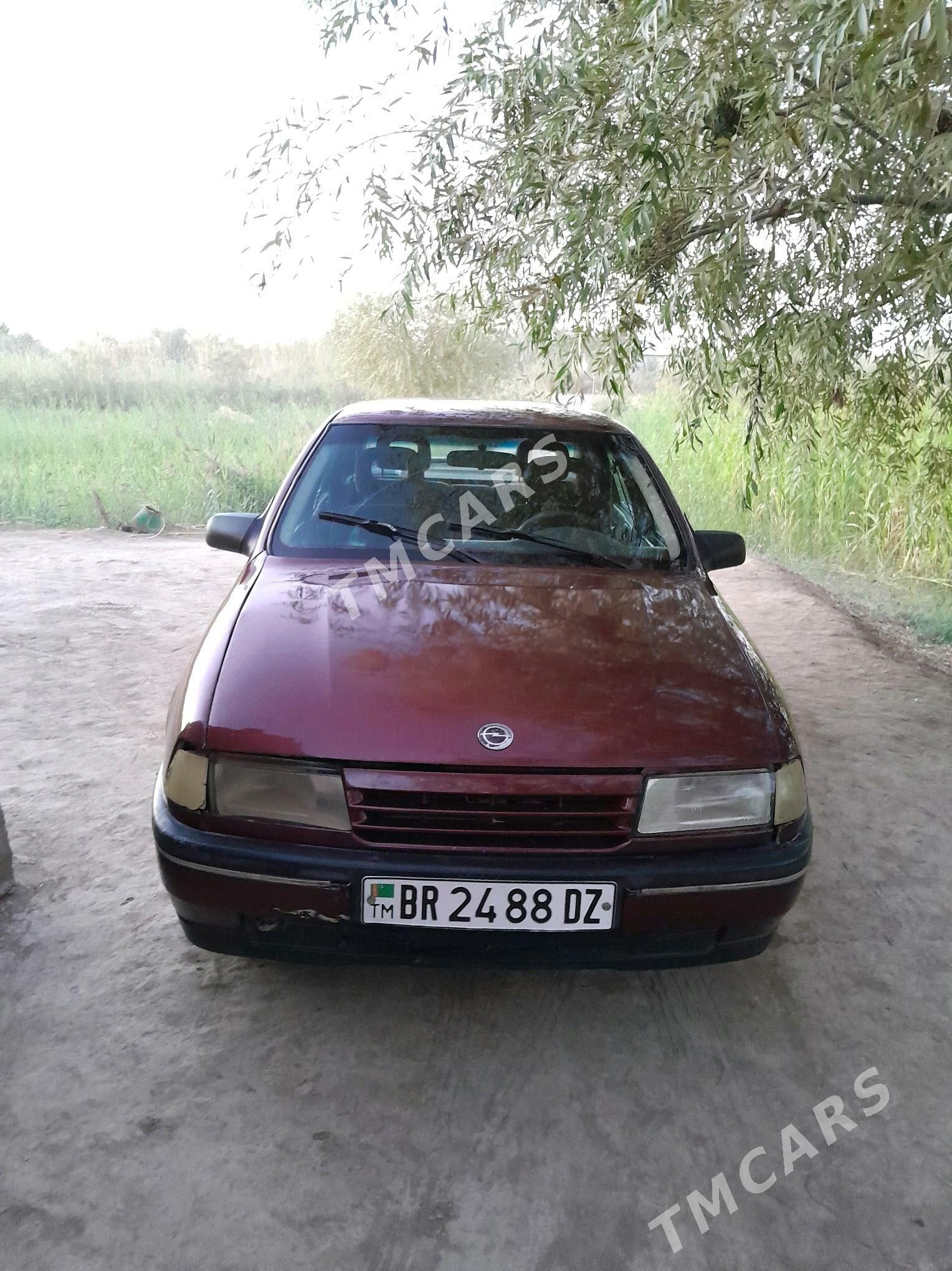 Opel Vectra 1990 - 22 000 TMT - Губадаг - img 5