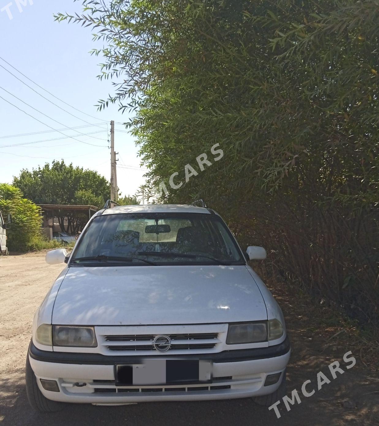 Opel Astra 1993 - 33 000 TMT - Şabat etr. - img 2