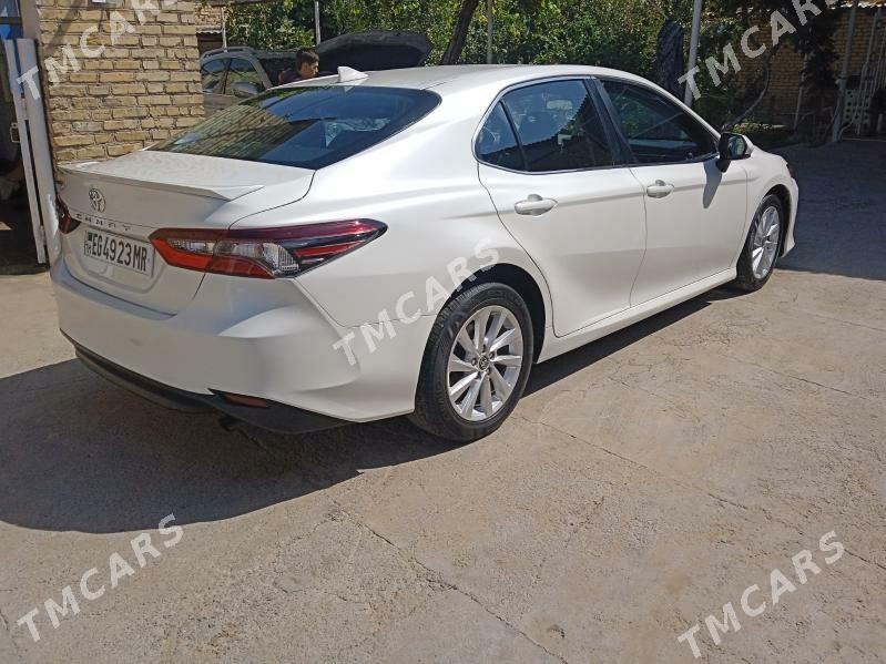 Toyota Camry 2021 - 280 000 TMT - Baýramaly - img 4